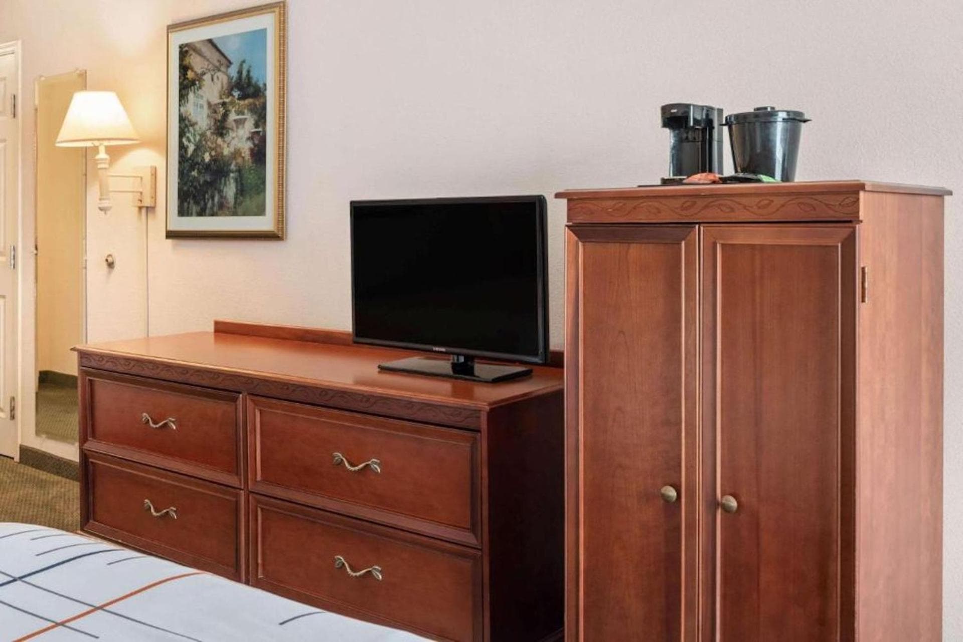 La Quinta Inn and Suites Fort Myers I-75 gallery photo in Fort Myers, FL — image 30
