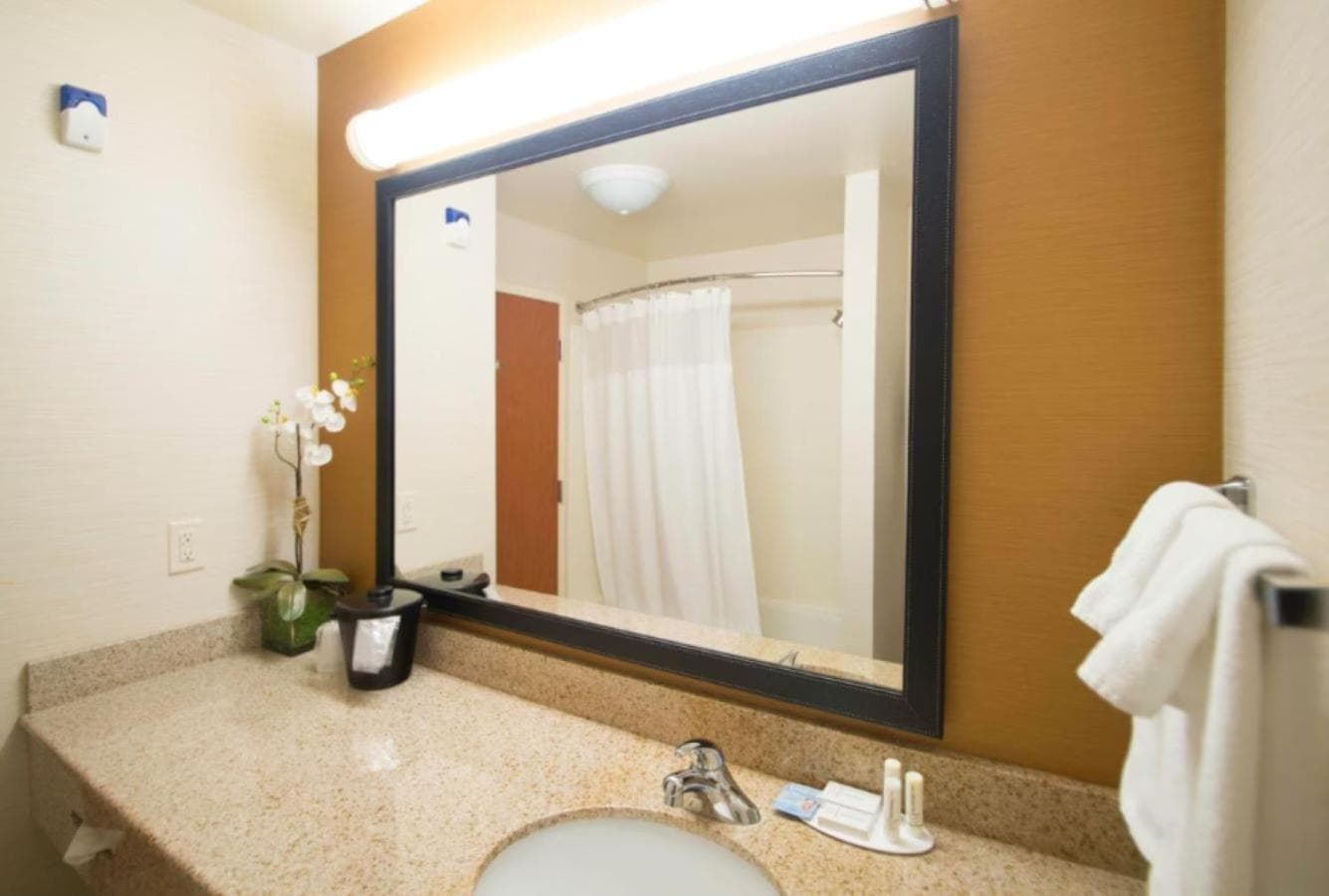 Fairfield Inn & Suites Burley interior in Burley, ID — gallery photo 2