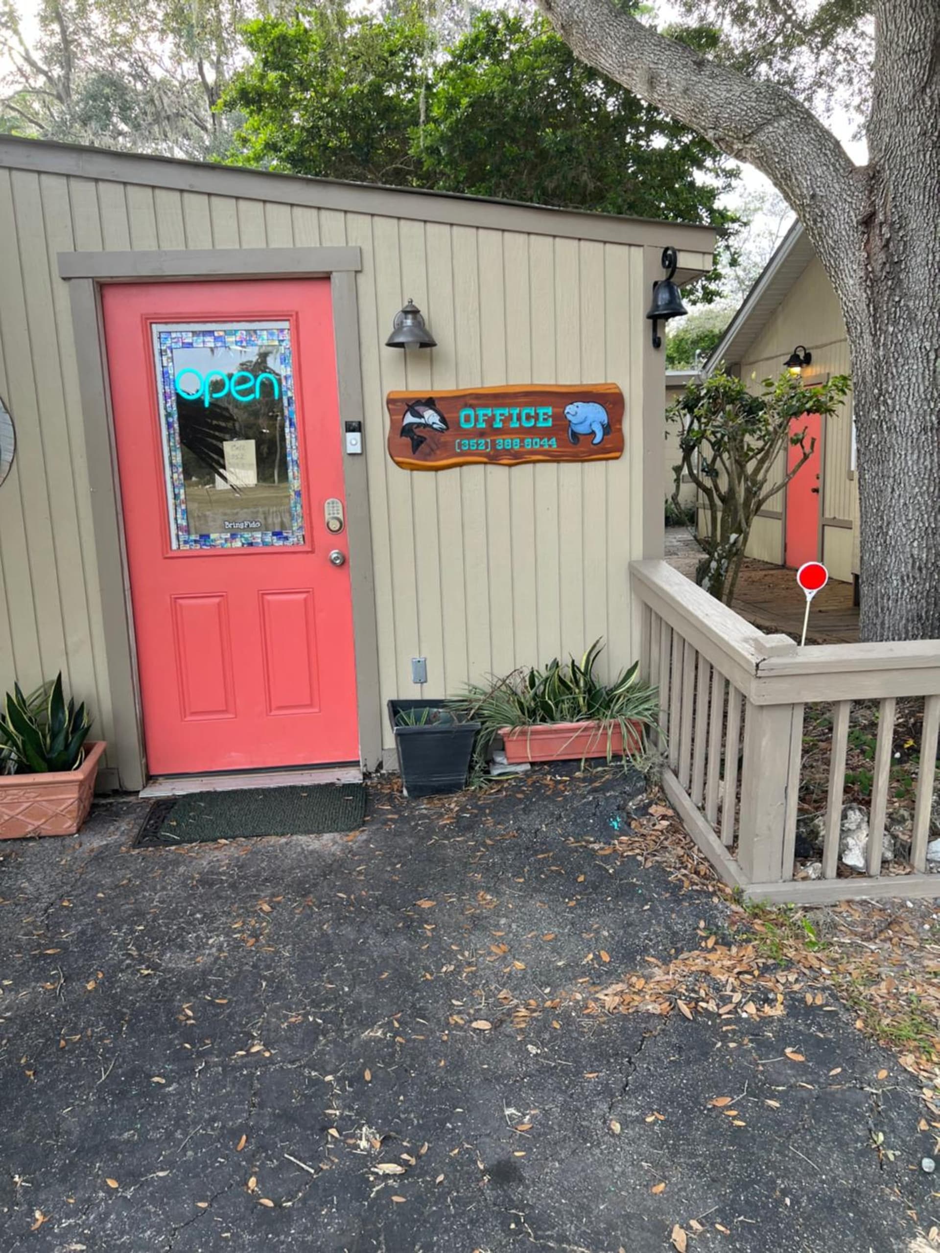 Nature Coast Inn & Cottages gallery photo in Inglis, FL — image 104