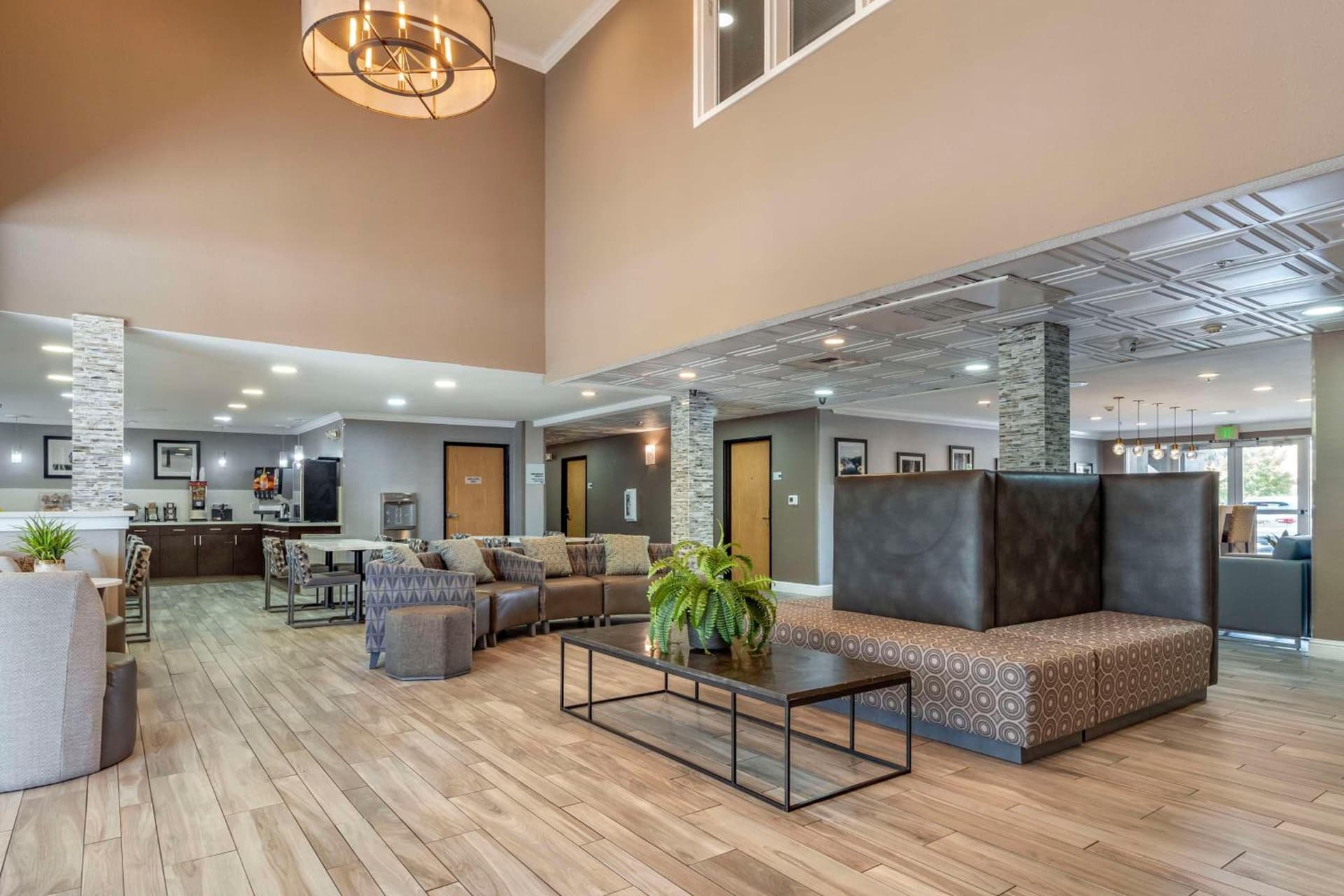 Best Western Plus Vineyard Inn gallery photo in Livermore, CA — image 37
