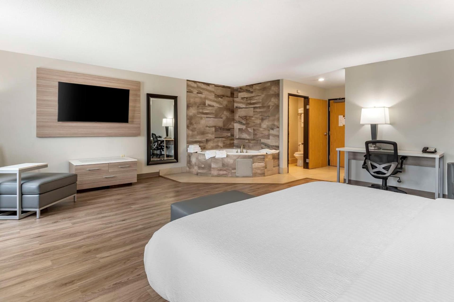 Best Western Plus Vineyard Inn gallery photo in Livermore, CA — image 19
