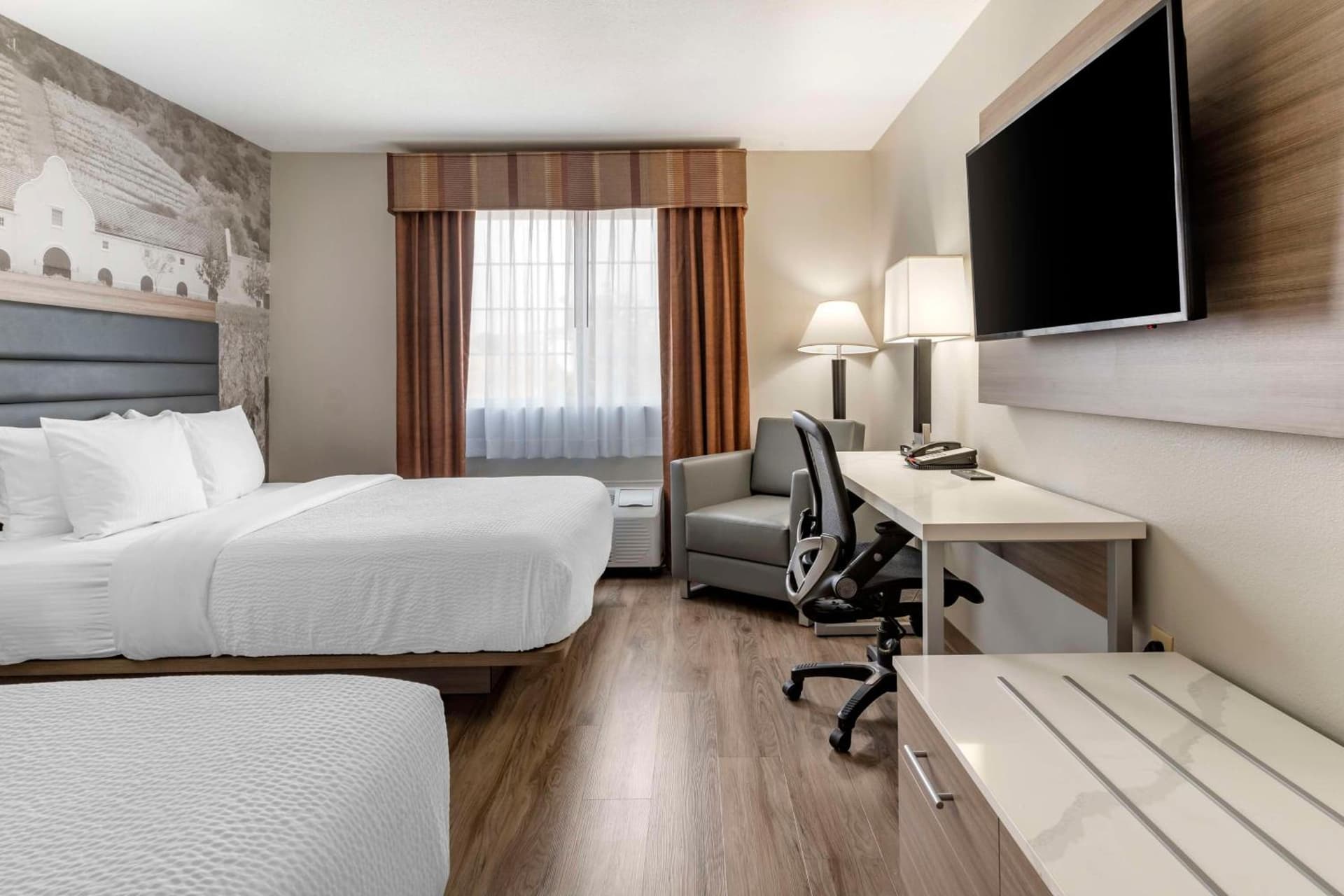 Best Western Plus Vineyard Inn gallery photo in Livermore, CA — image 15