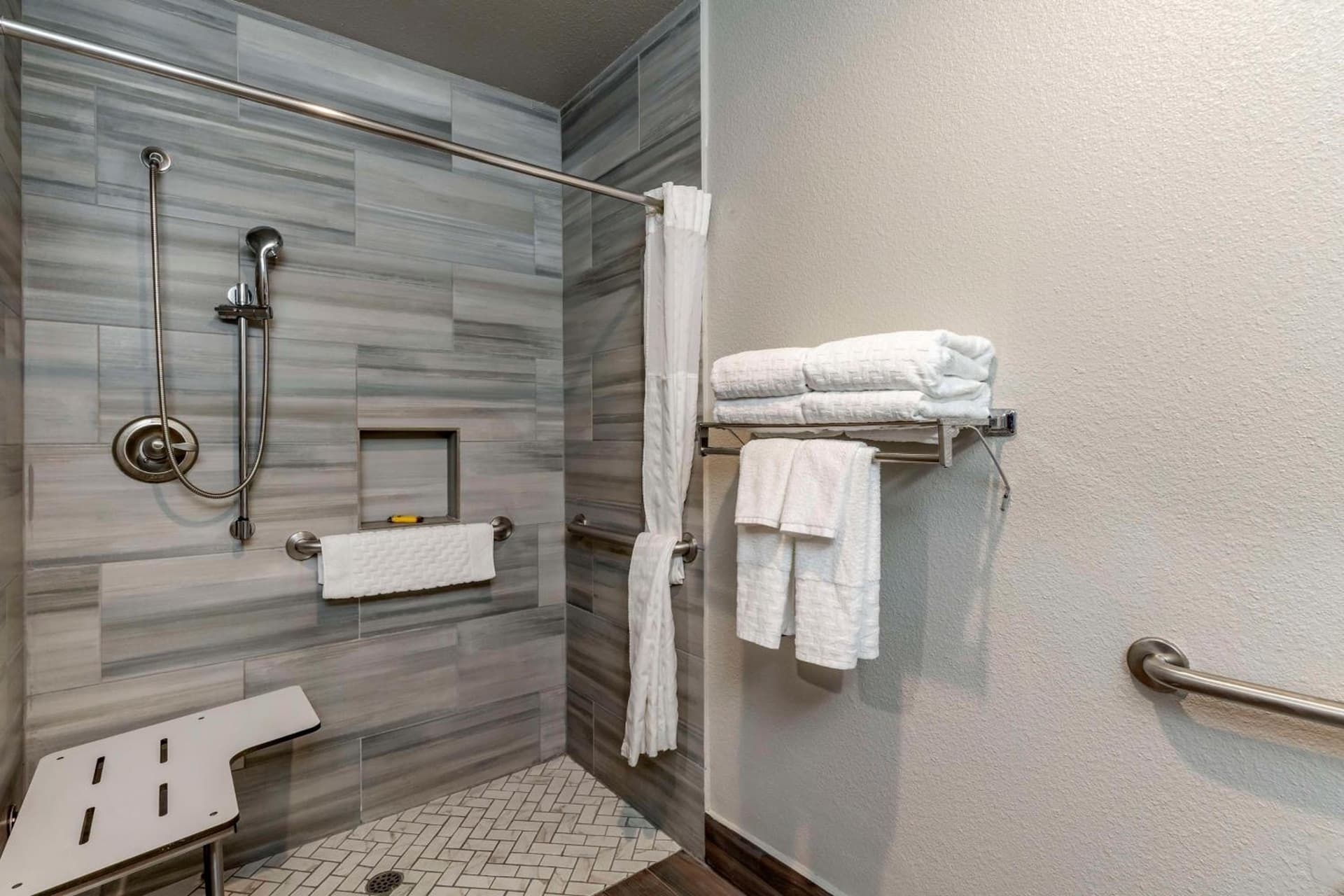 Best Western Plus Vineyard Inn gallery photo in Livermore, CA — image 20