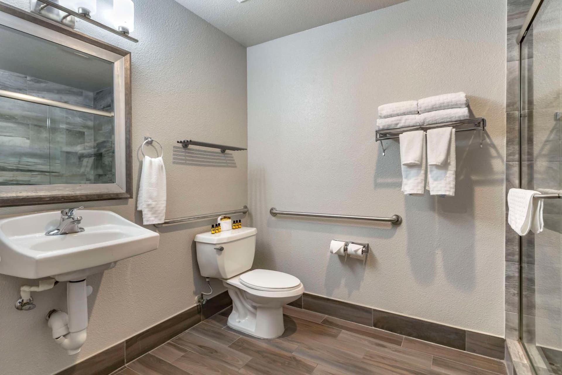 Best Western Plus Vineyard Inn gallery photo in Livermore, CA — image 48