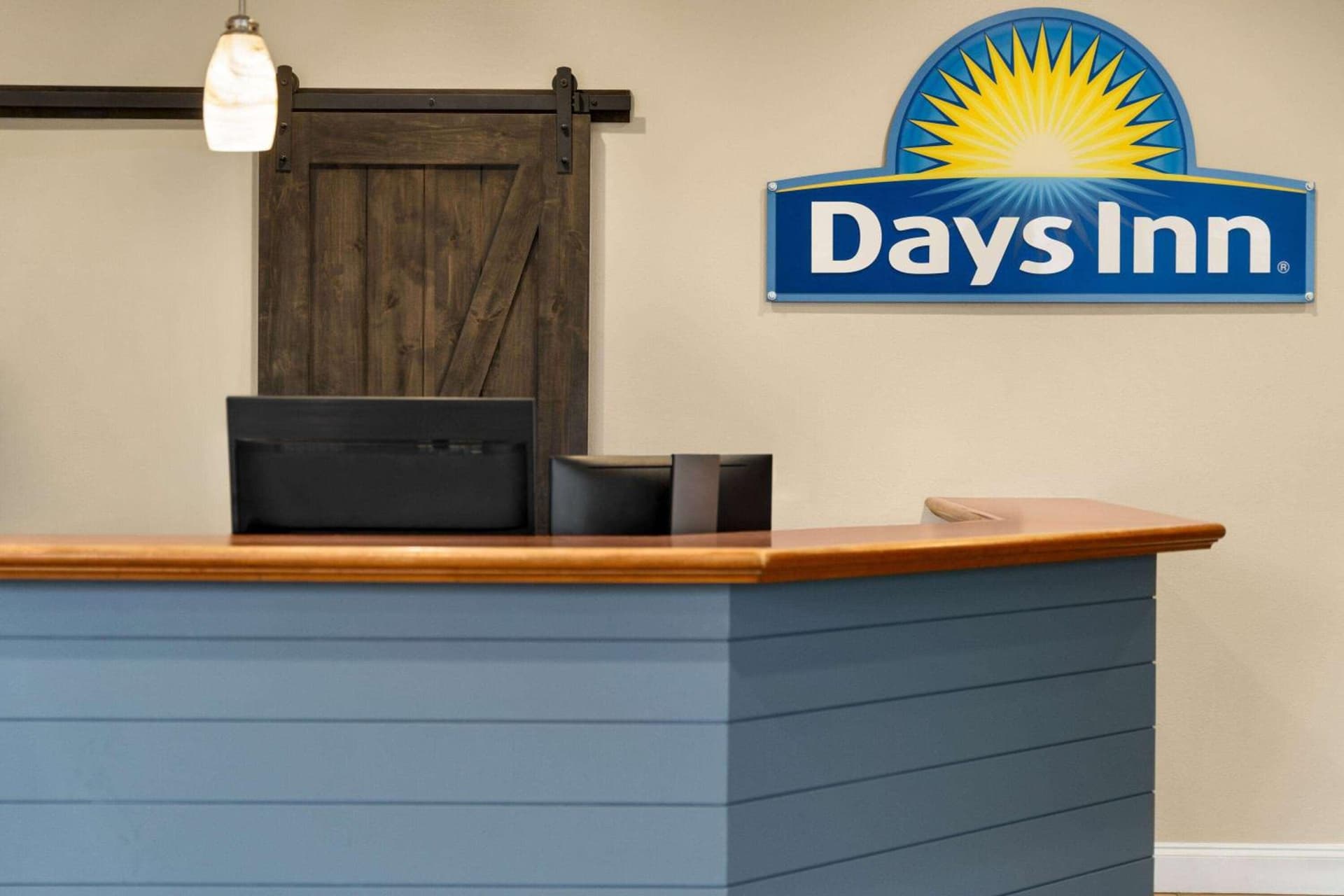 Days Inn & Suites by Wyndham Lancaster Amish Country gallery photo in Lancaster, PA — image 54