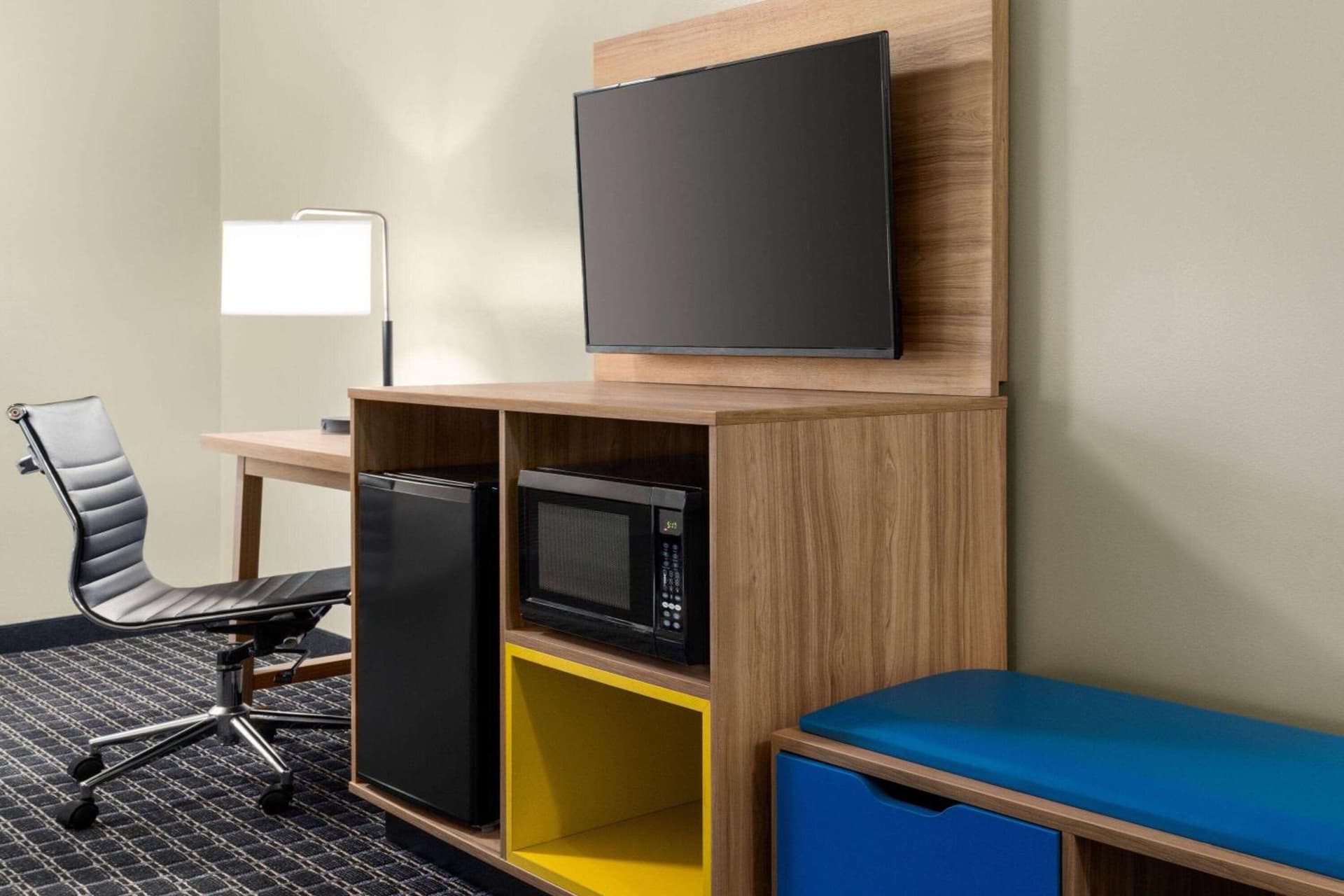 Days Inn & Suites by Wyndham Lancaster Amish Country gallery photo in Lancaster, PA — image 26