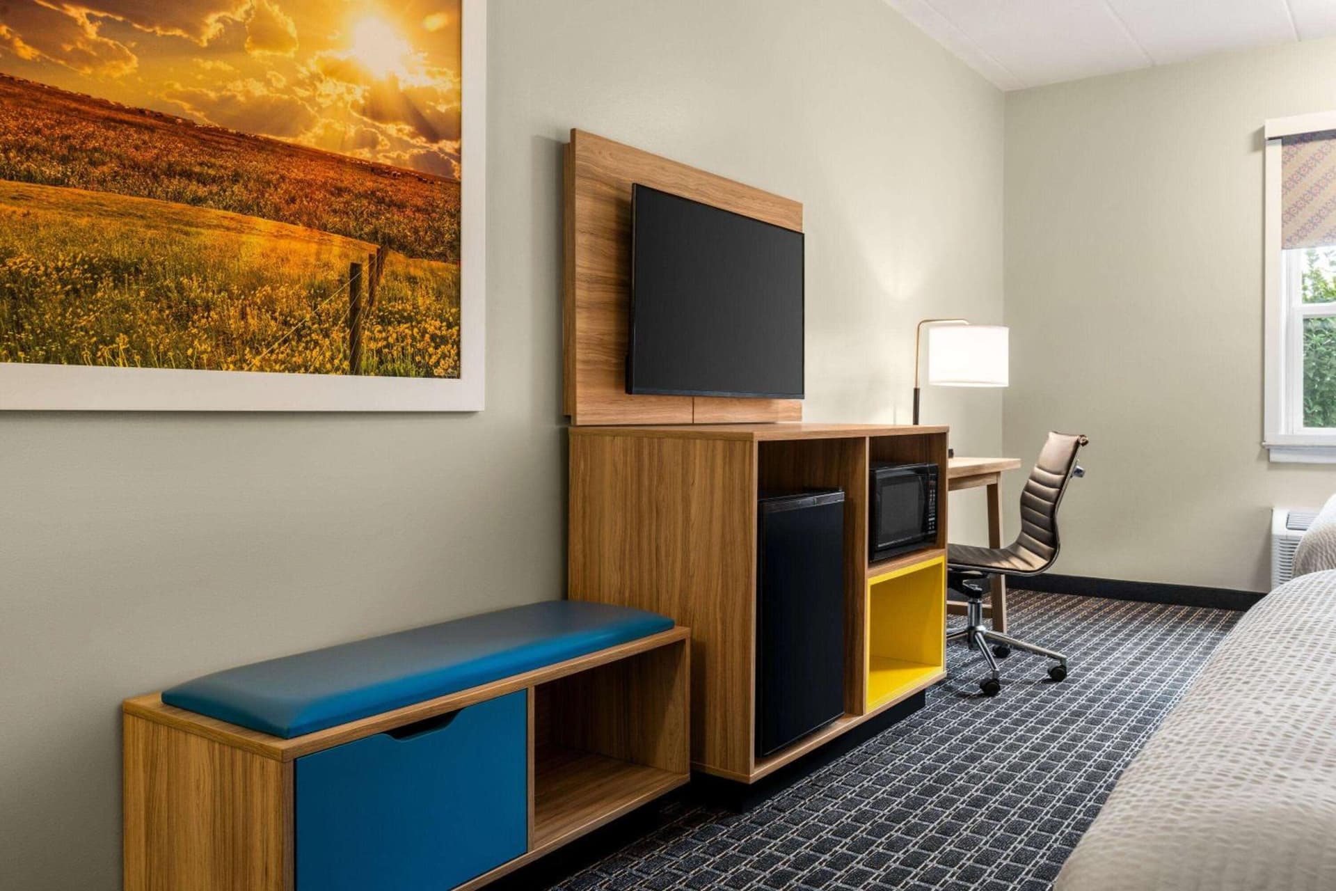 Days Inn & Suites by Wyndham Lancaster Amish Country gallery photo in Lancaster, PA — image 39