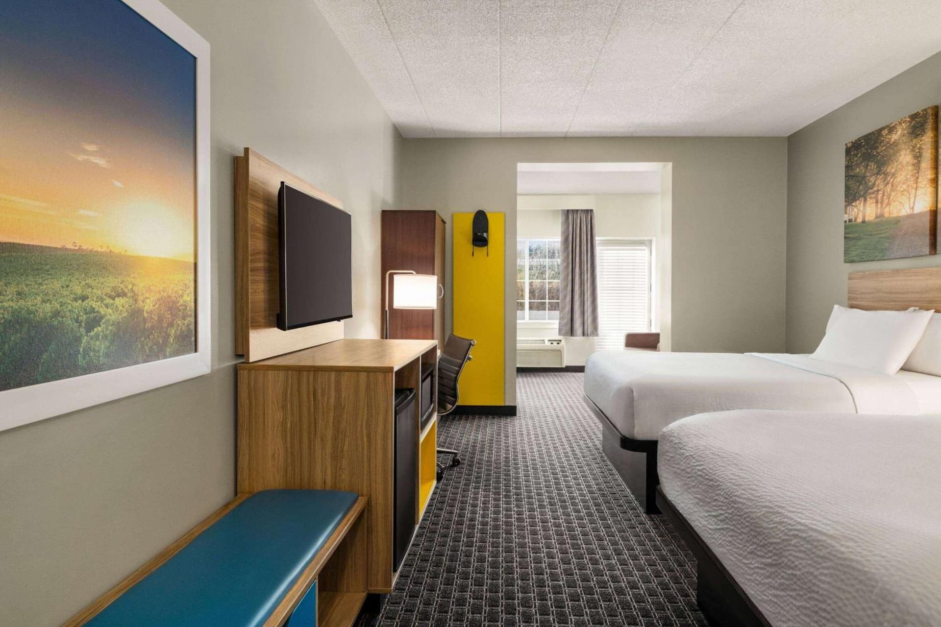 Days Inn & Suites by Wyndham Lancaster Amish Country gallery photo in Lancaster, PA — image 33