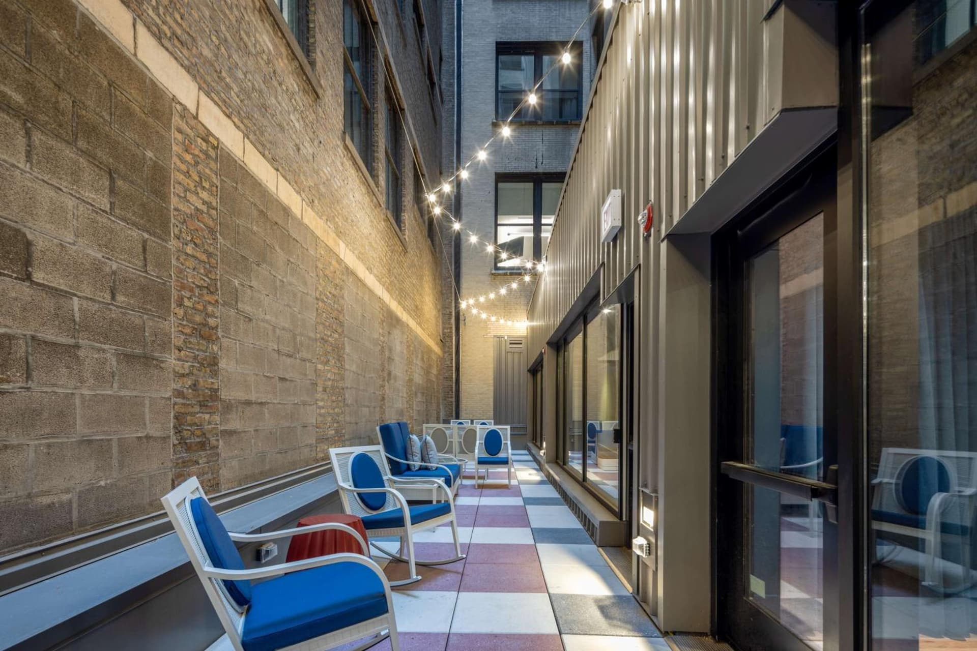 Canopy By Hilton Chicago Central Loop interior in Chicago, IL — gallery photo 2