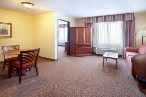 Holiday Inn Express & Suites - Laredo-Event Center Area by IHG property views in Laredo, TX — gallery photo 3