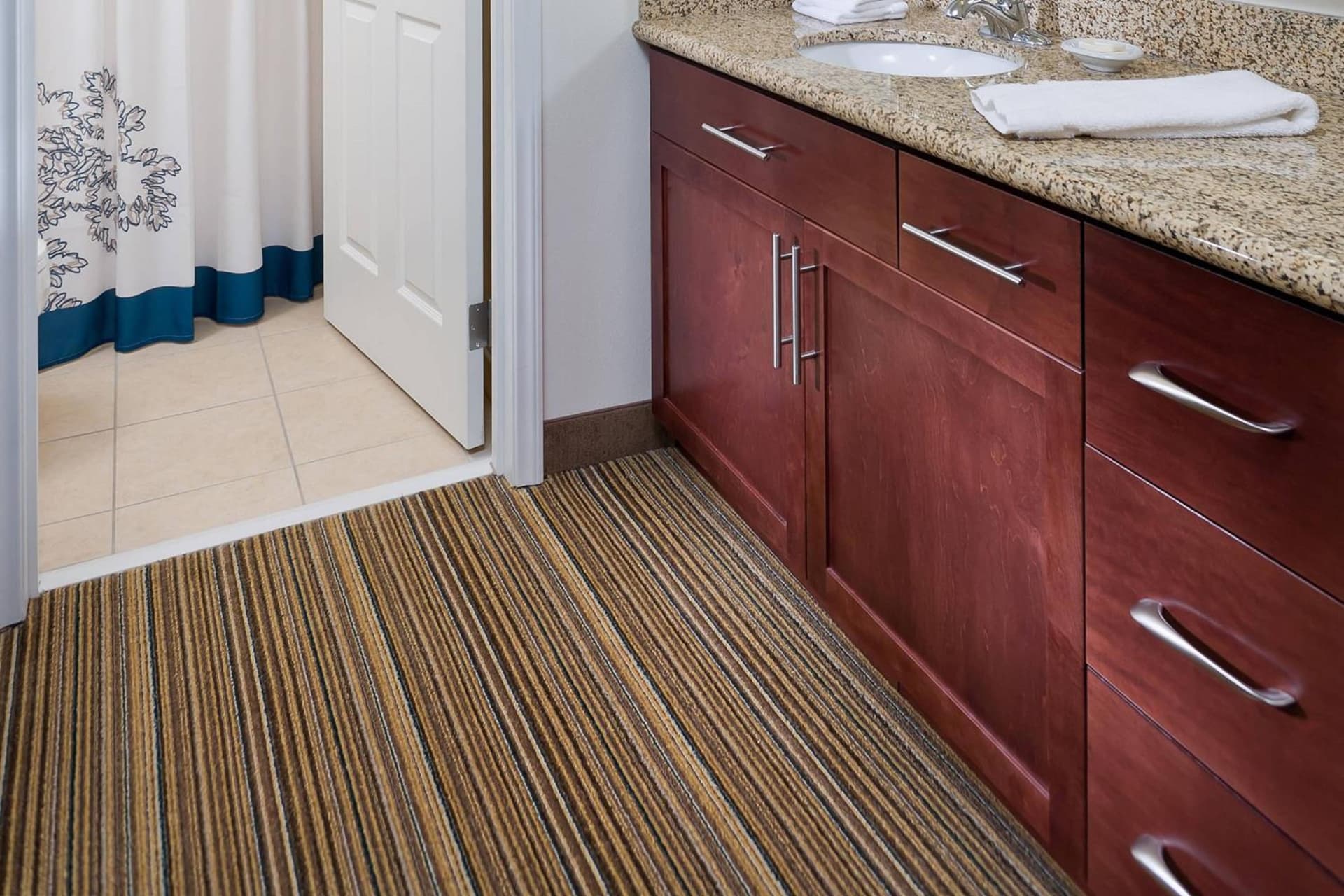 Residence Inn Youngstown Boardman/Poland interior in Poland, OH — gallery photo 2
