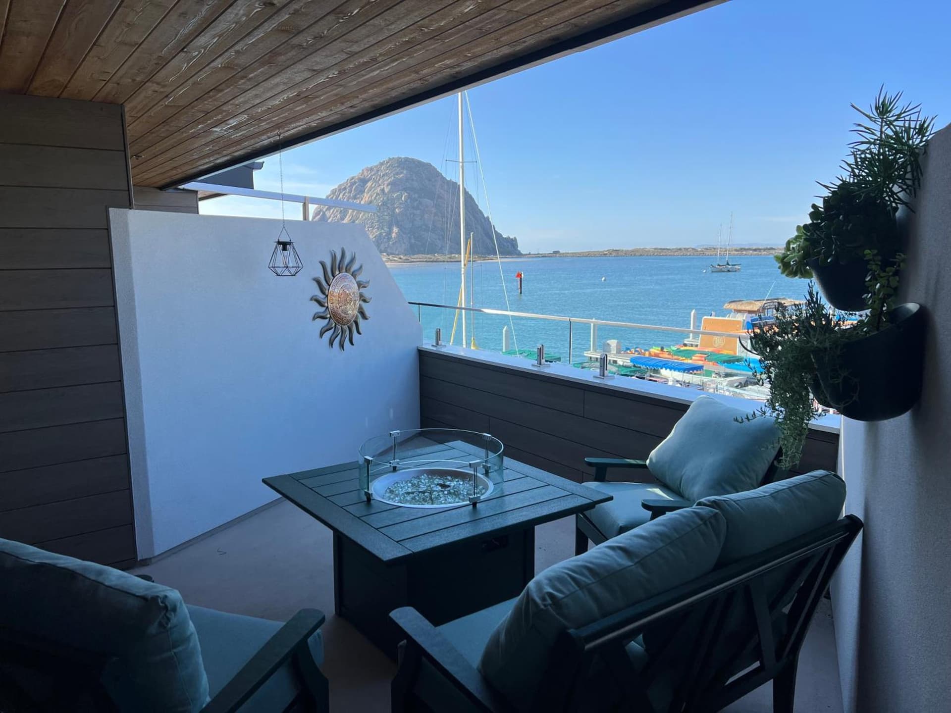 HarborWalk Inn gallery photo in Morro Bay, CA — image 42
