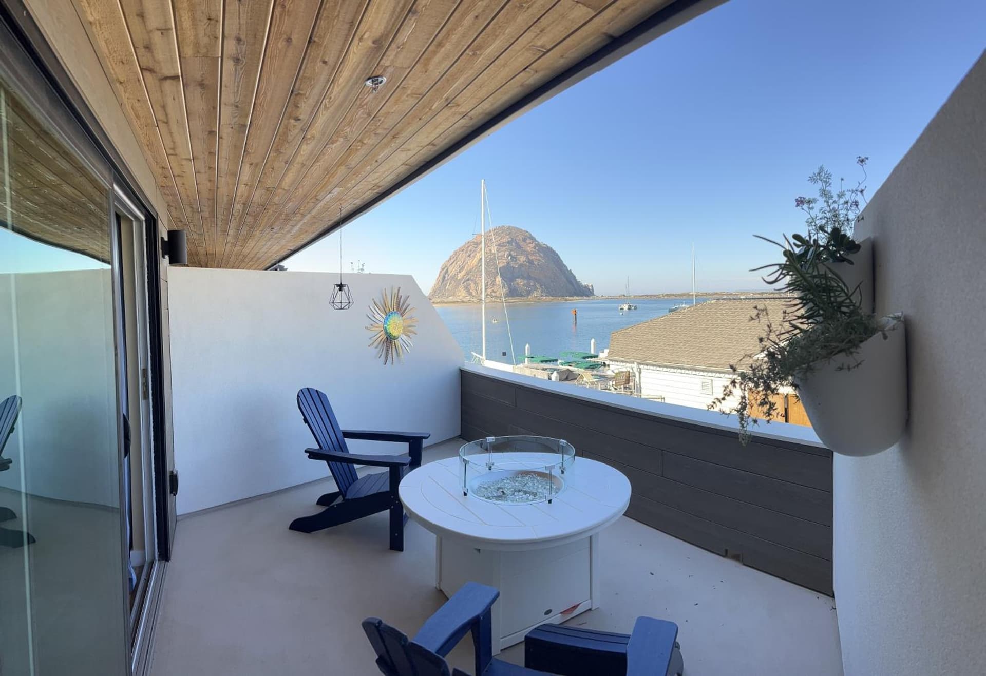 HarborWalk Inn gallery photo in Morro Bay, CA — image 49