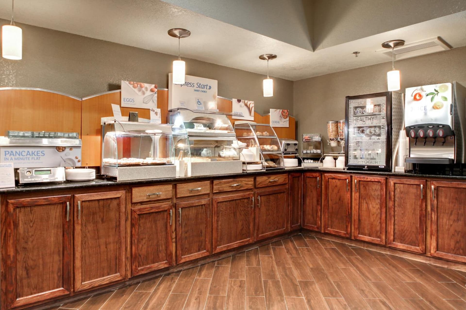 Holiday Inn Express Marshfield - Springfield Area by IHG property views in Marshfield, MO — gallery photo 3