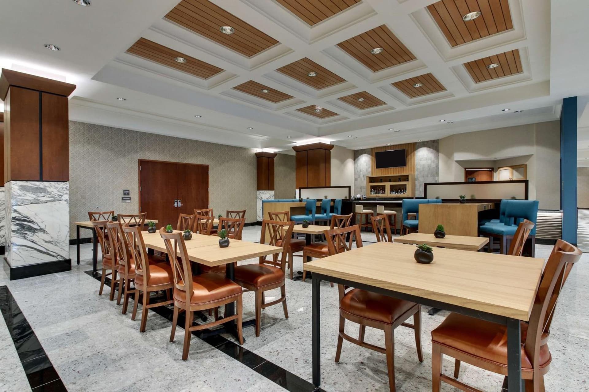 Drury Plaza Hotel Richmond gallery photo in Glen Allen, VA — image 4