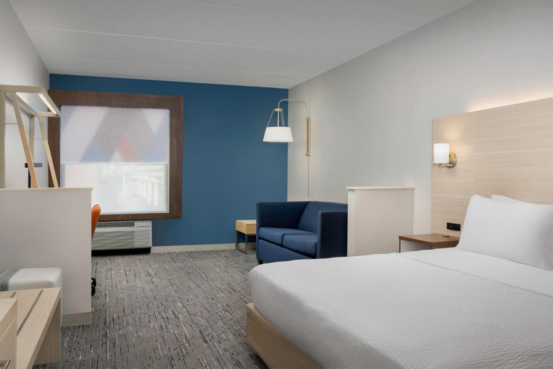 Holiday Inn Express & Suites Pittsburgh North Shore by IHG gallery photo in Pittsburgh, PA — image 26