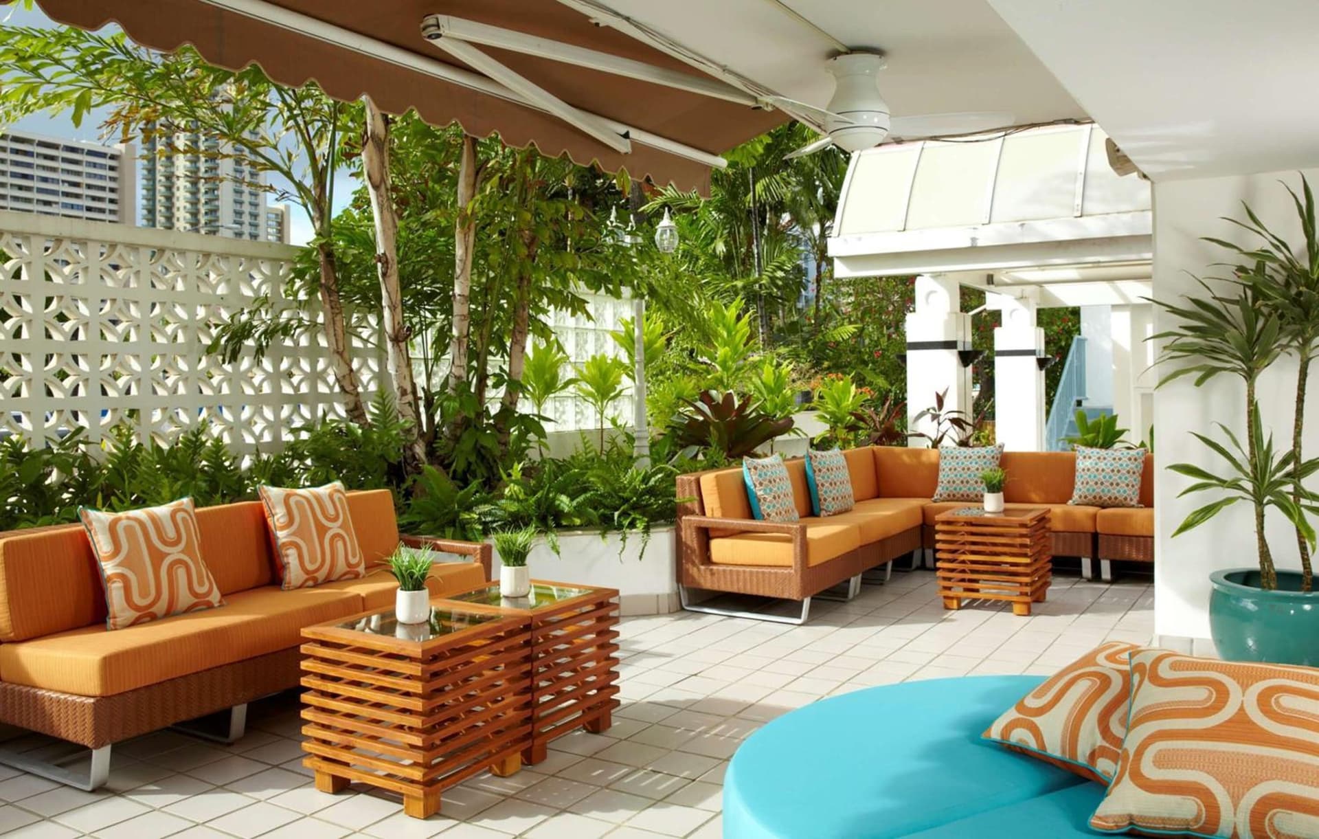 Oasis Hotel Waikiki gallery photo in Honolulu, HI — image 30