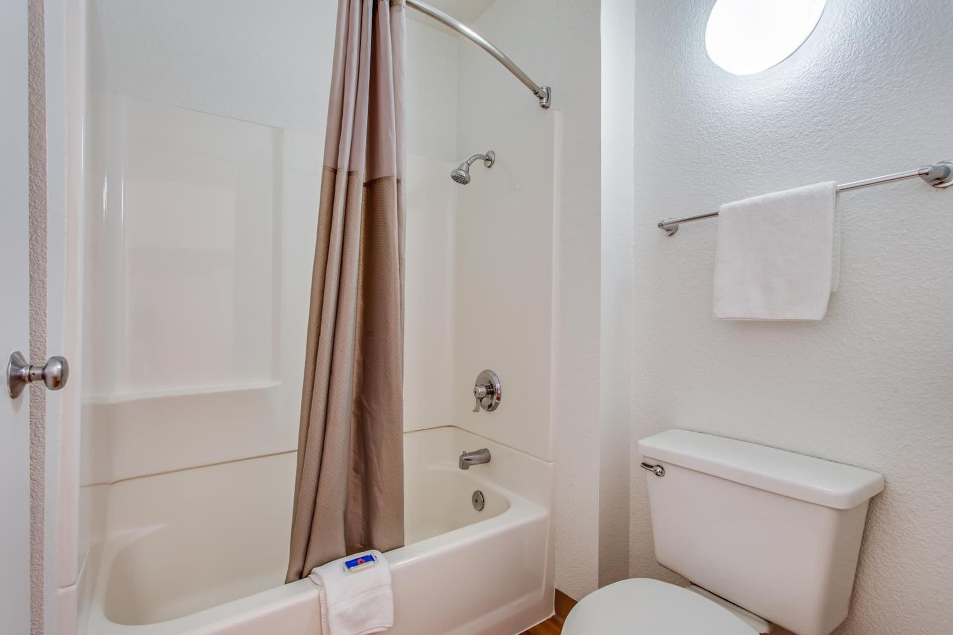 Motel 6-Fairfield, CA - North gallery photo in Fairfield, CA — image 25