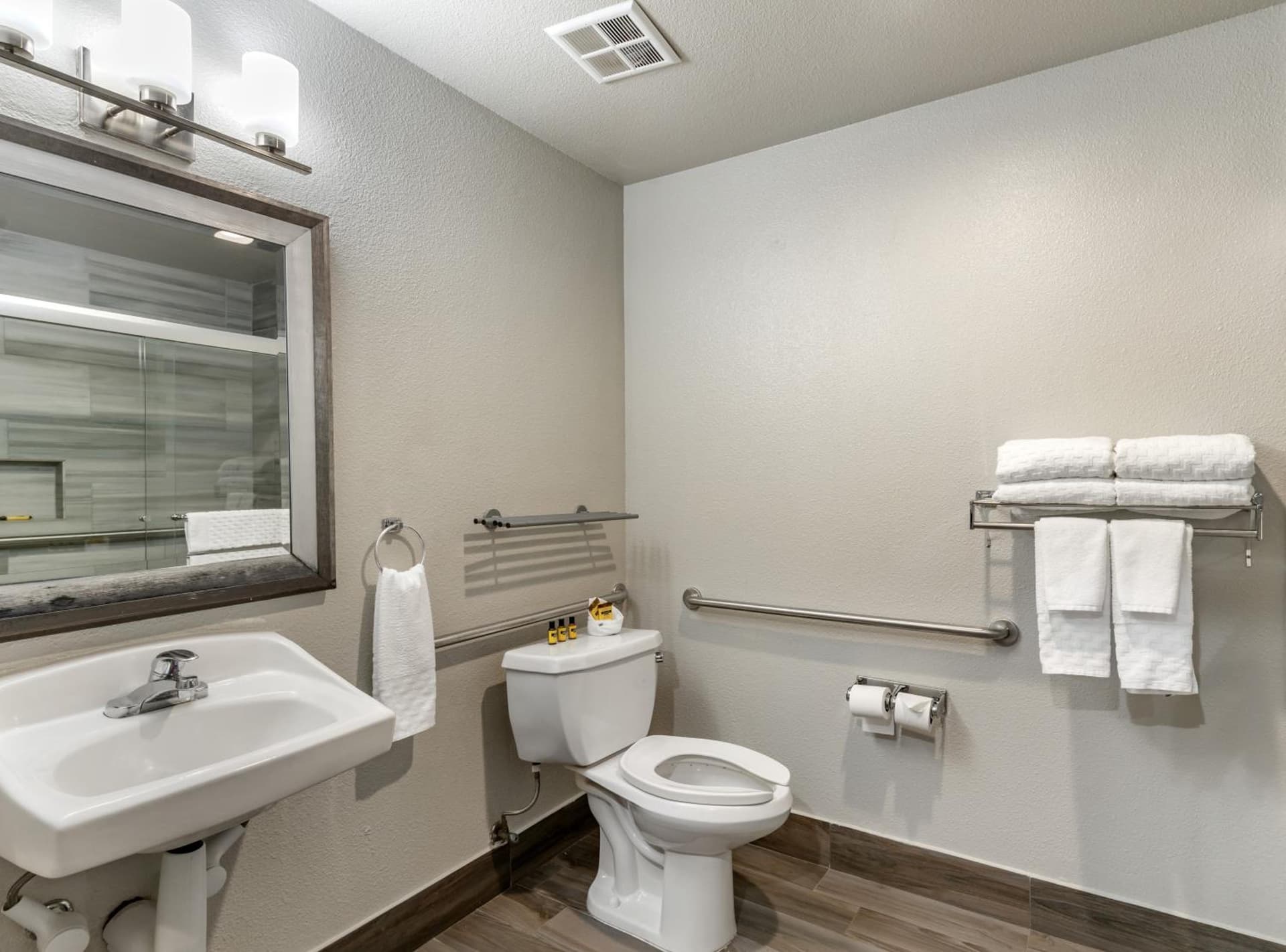Best Western Plus Vineyard Inn gallery photo in Livermore, CA — image 49