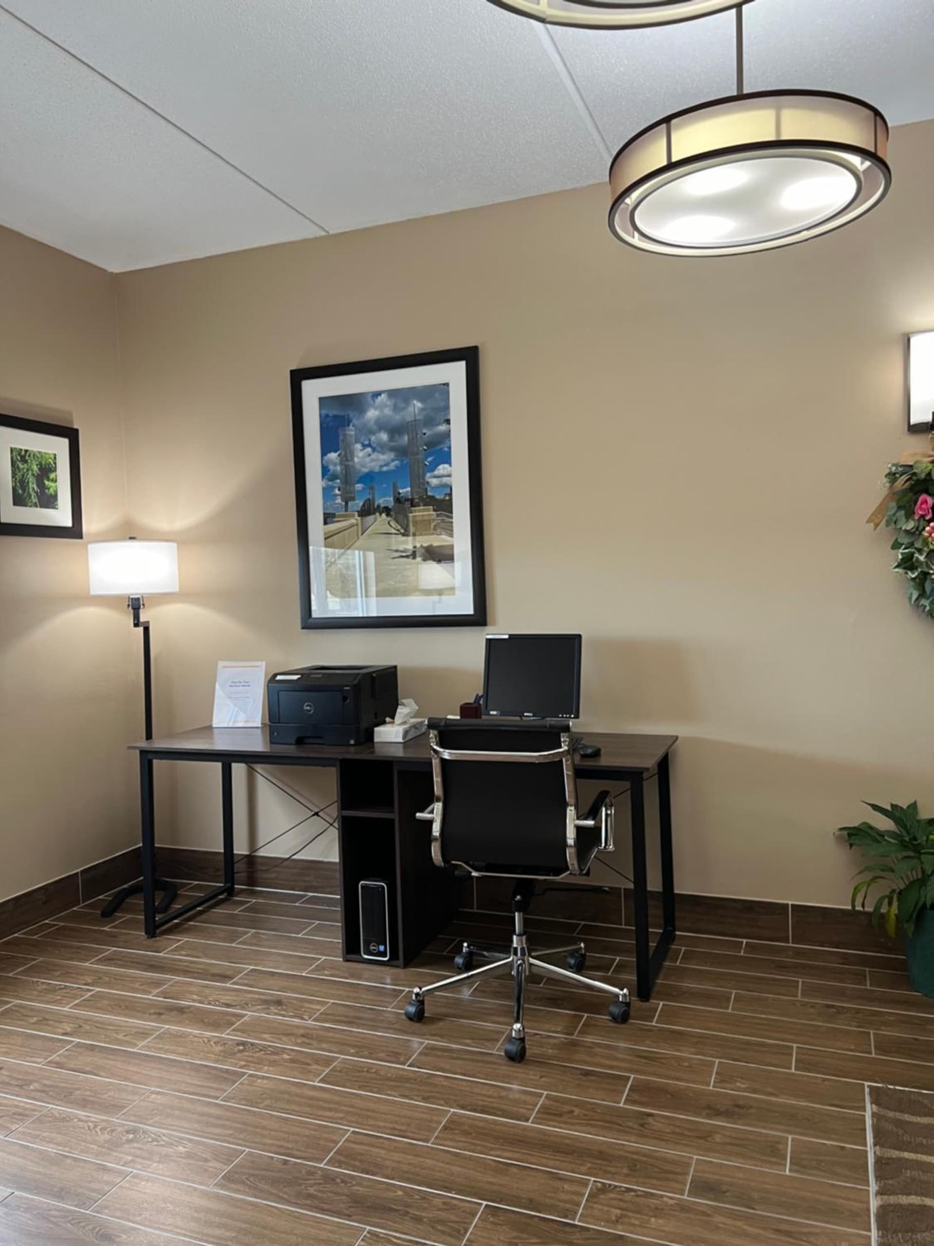 Comfort Inn & Suites Wilkes Barre - Arena gallery photo in Wilkes-Barre, PA — image 34