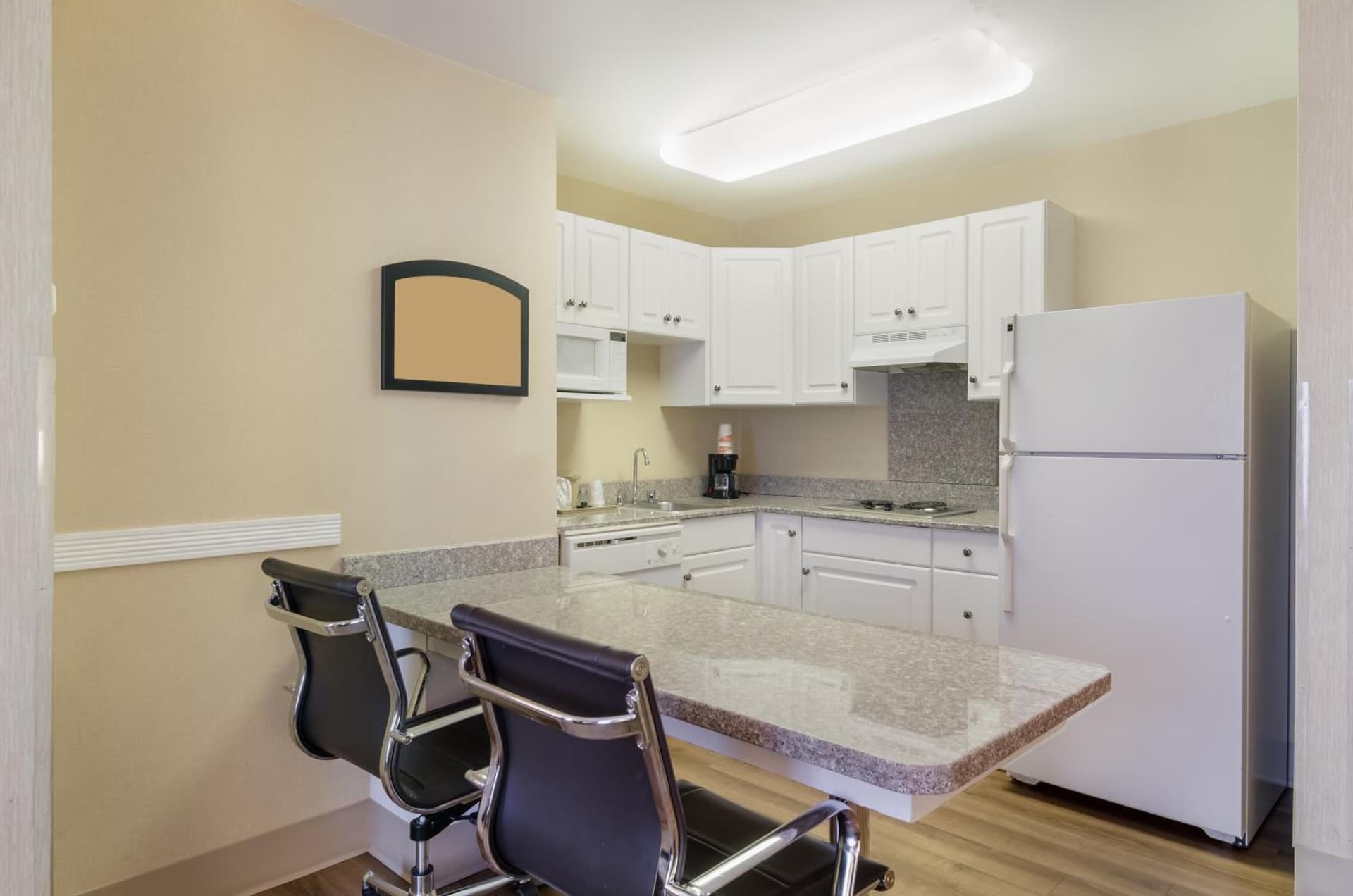 MainStay Suites Roanoke Airport gallery photo in Roanoke, VA — image 20