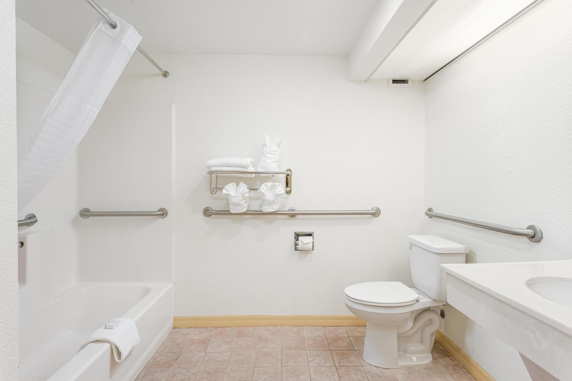 Hutchinson Island Hotel gallery photo in Fort Pierce, FL — image 41