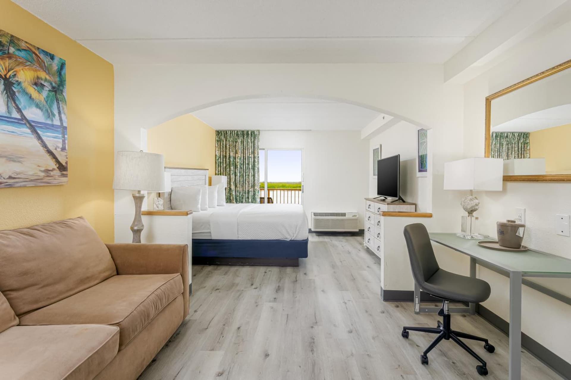 Hutchinson Island Hotel gallery photo in Fort Pierce, FL — image 33