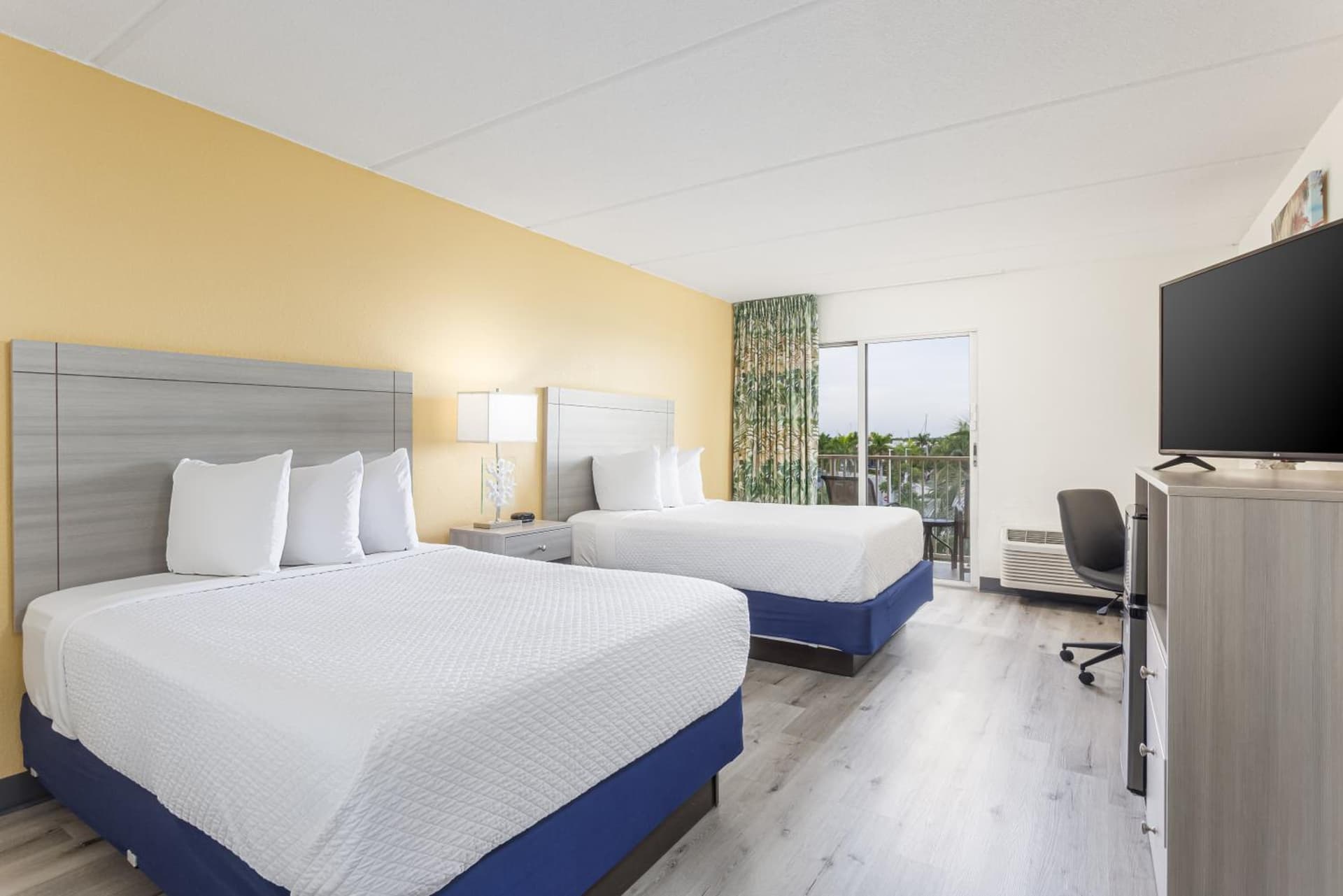 Hutchinson Island Hotel gallery photo in Fort Pierce, FL — image 55