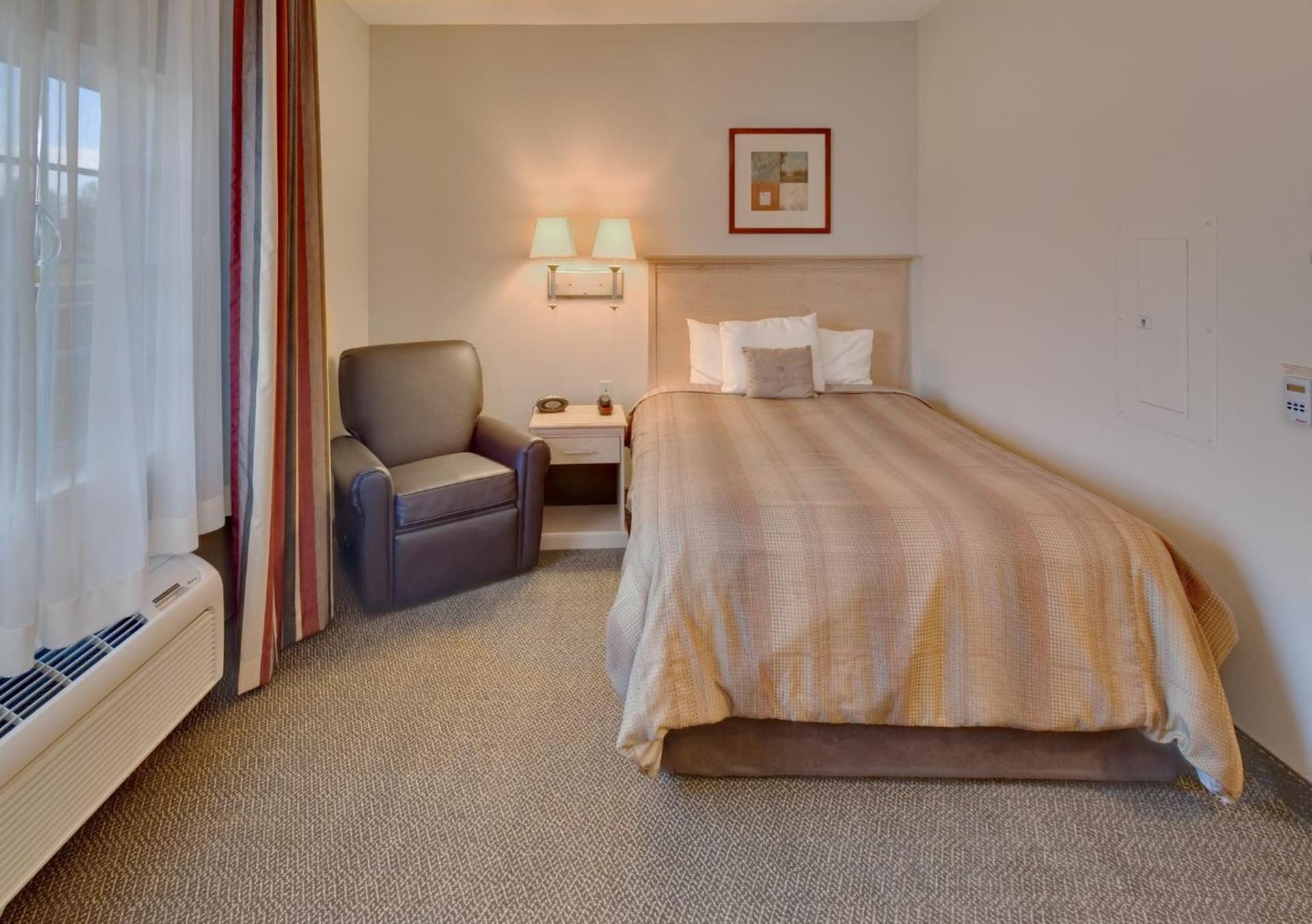 Candlewood Suites - Peoria at Grand Prairie by IHG gallery photo in Peoria, IL — image 31