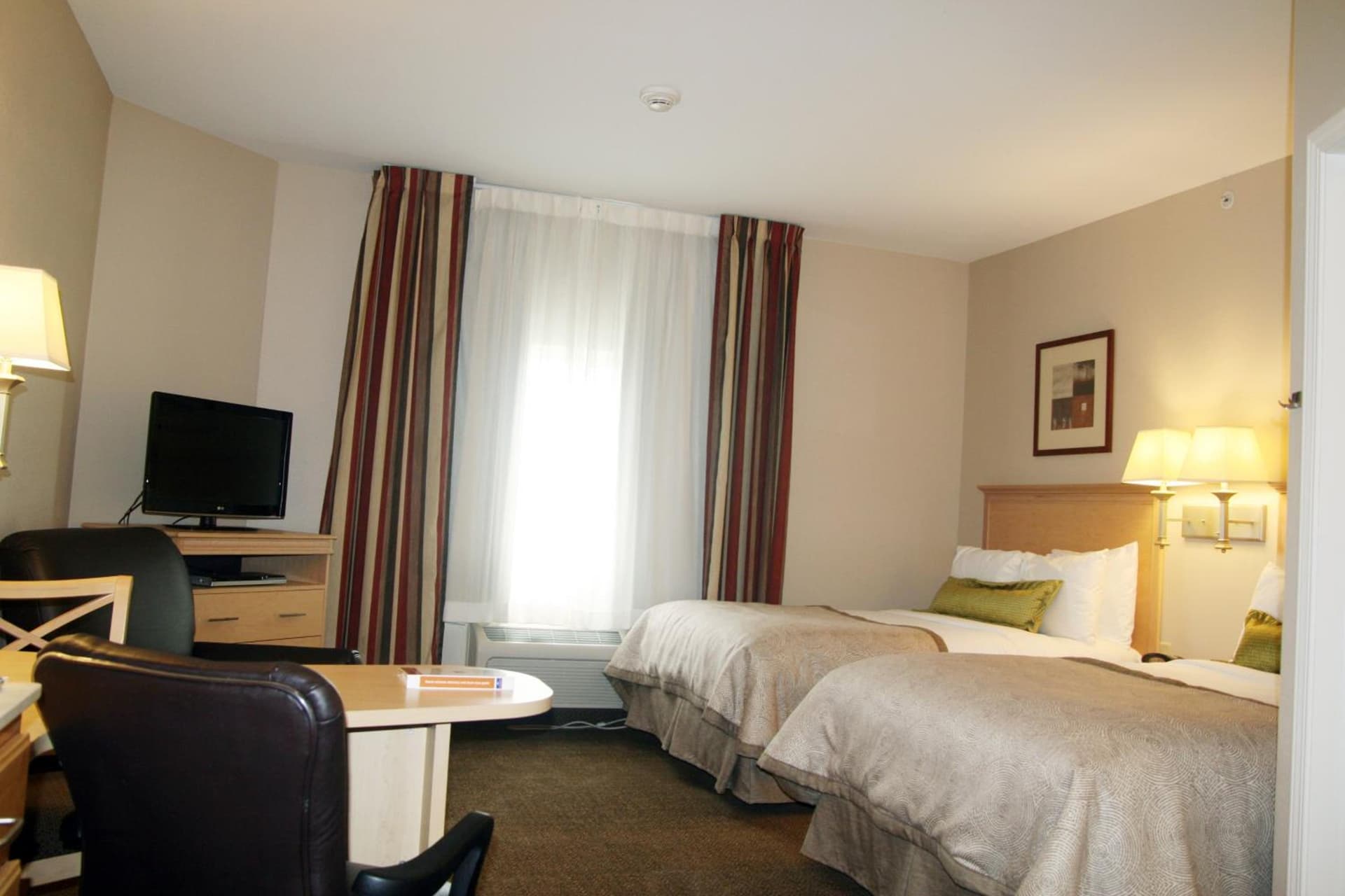 Candlewood Suites - Peoria at Grand Prairie by IHG gallery photo in Peoria, IL — image 53