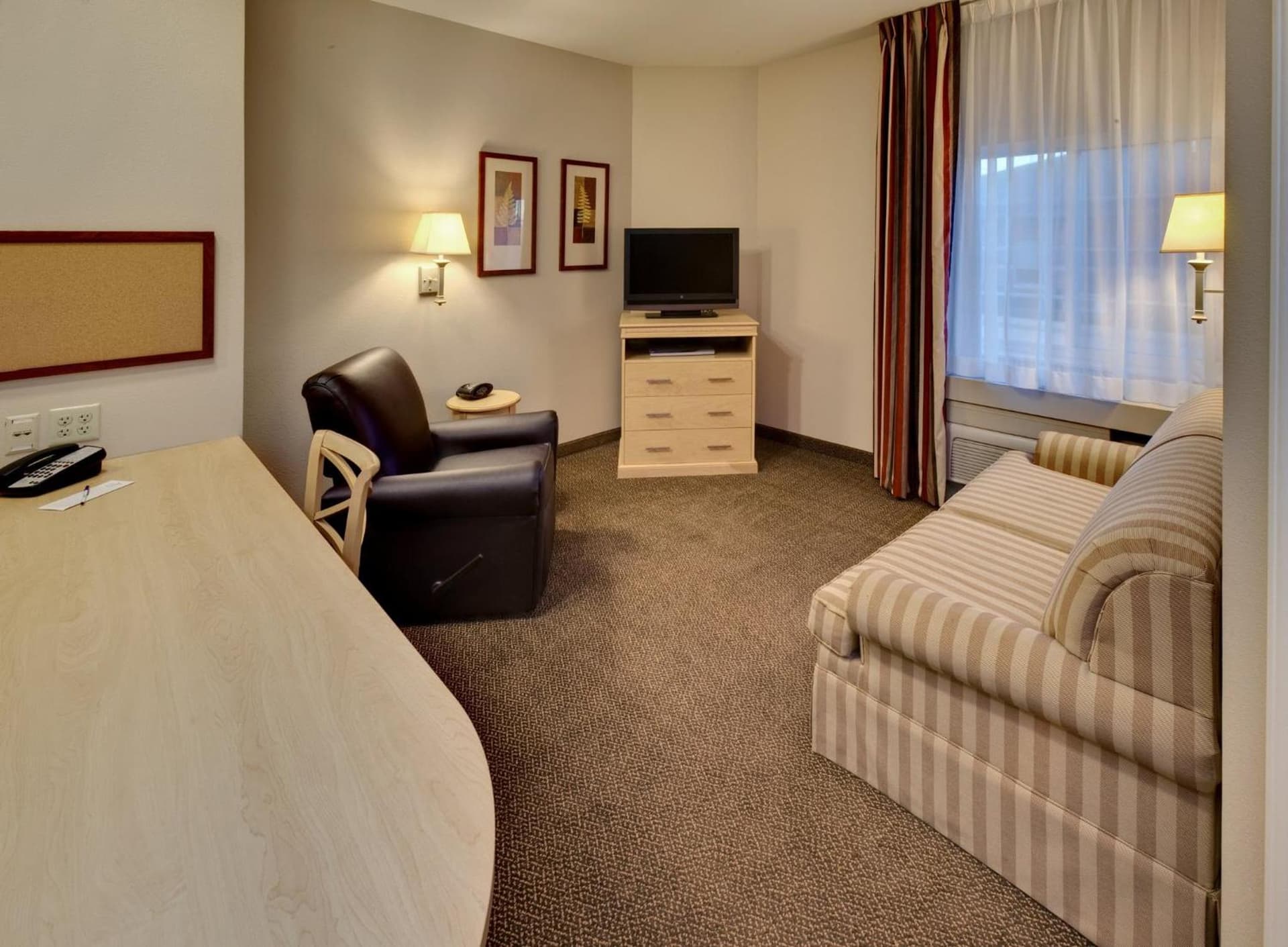 Candlewood Suites - Peoria at Grand Prairie by IHG gallery photo in Peoria, IL — image 36