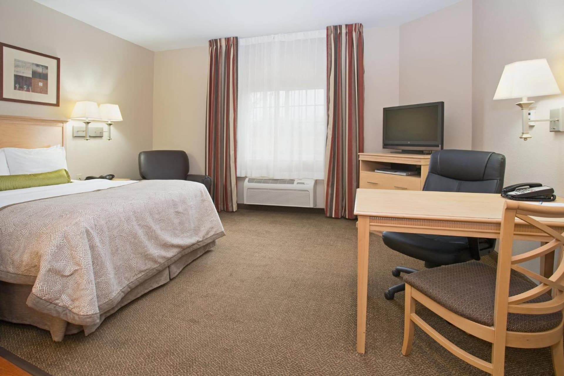 Candlewood Suites - Peoria at Grand Prairie by IHG gallery photo in Peoria, IL — image 42