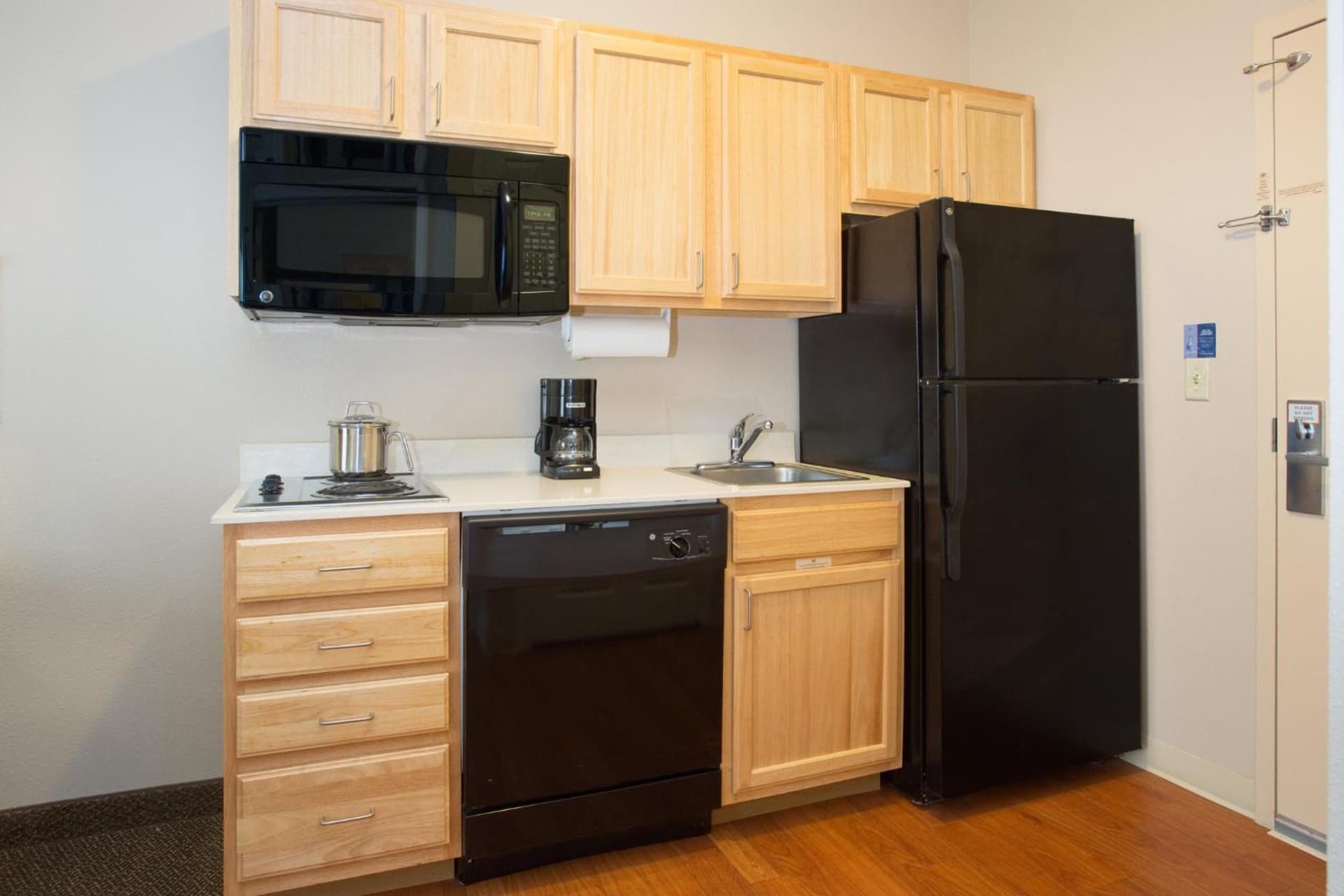 Candlewood Suites - Peoria at Grand Prairie by IHG gallery photo in Peoria, IL — image 20