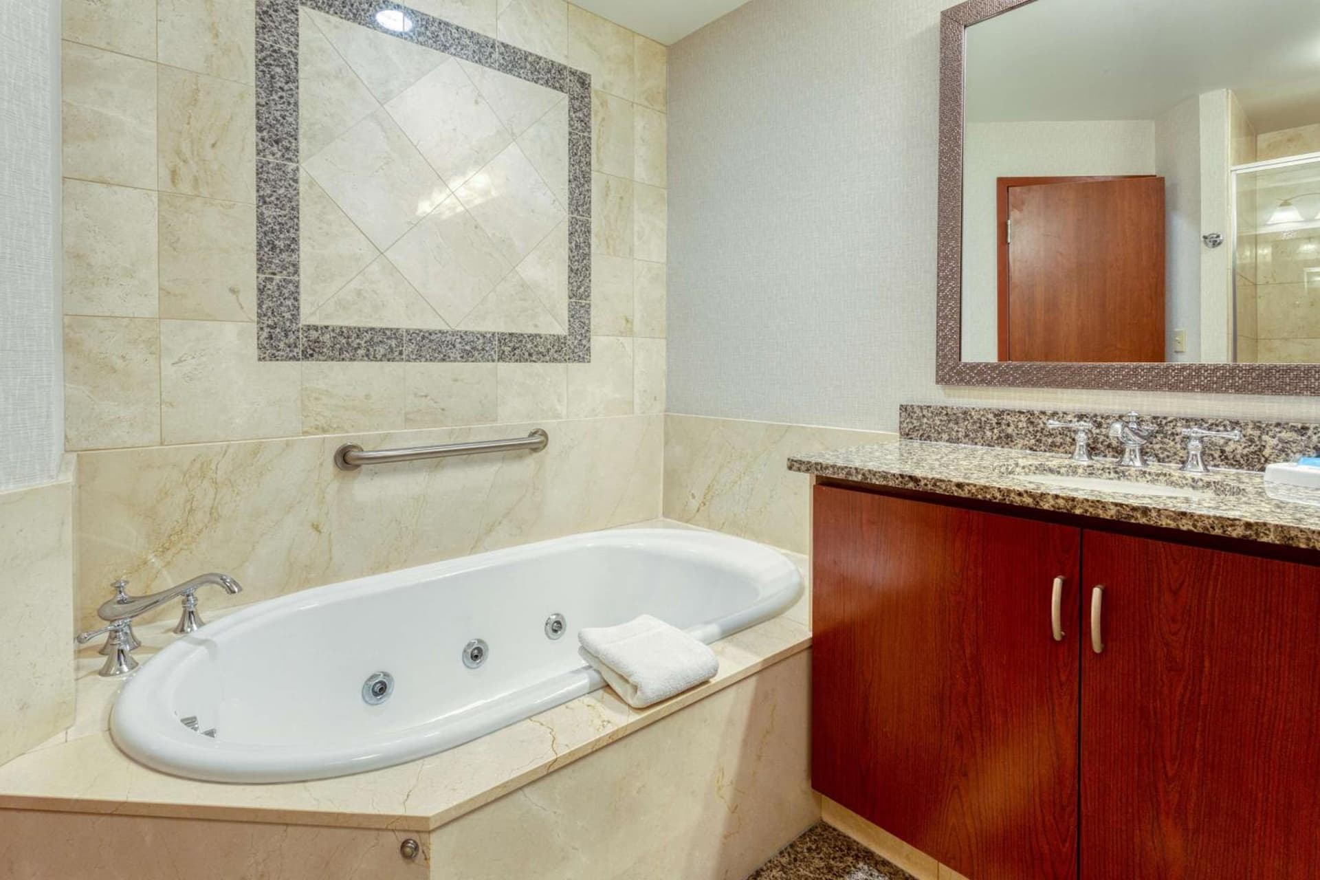 Drury Plaza Hotel St. Louis Chesterfield gallery photo in Chesterfield, MO — image 48