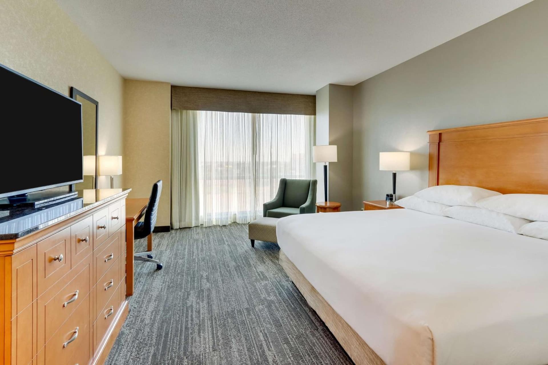 Drury Inn & Suites Orlando near Universal Orlando Resort gallery photo in Orlando, FL — image 13