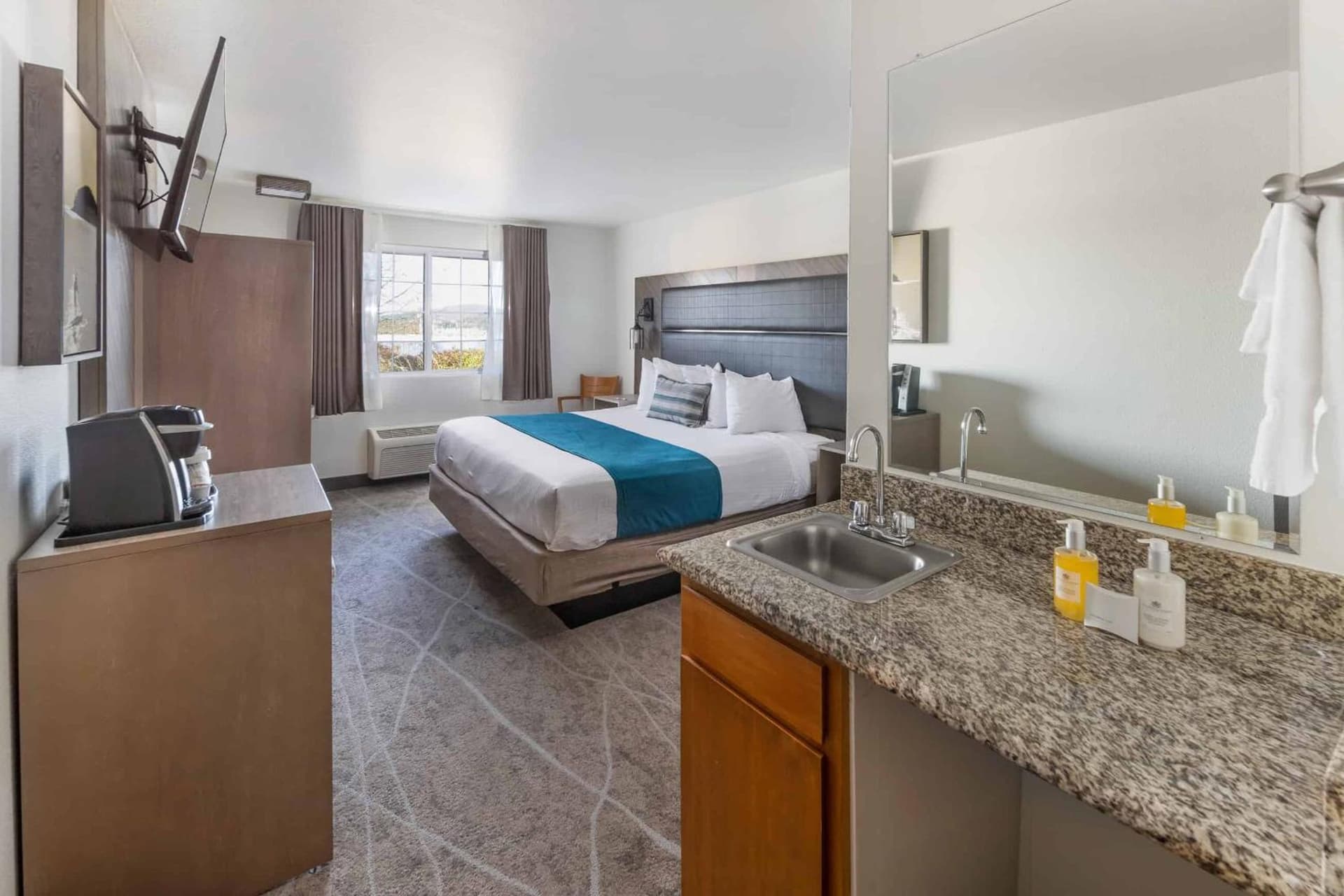 The Marina Inn gallery photo in Anacortes, WA — image 22