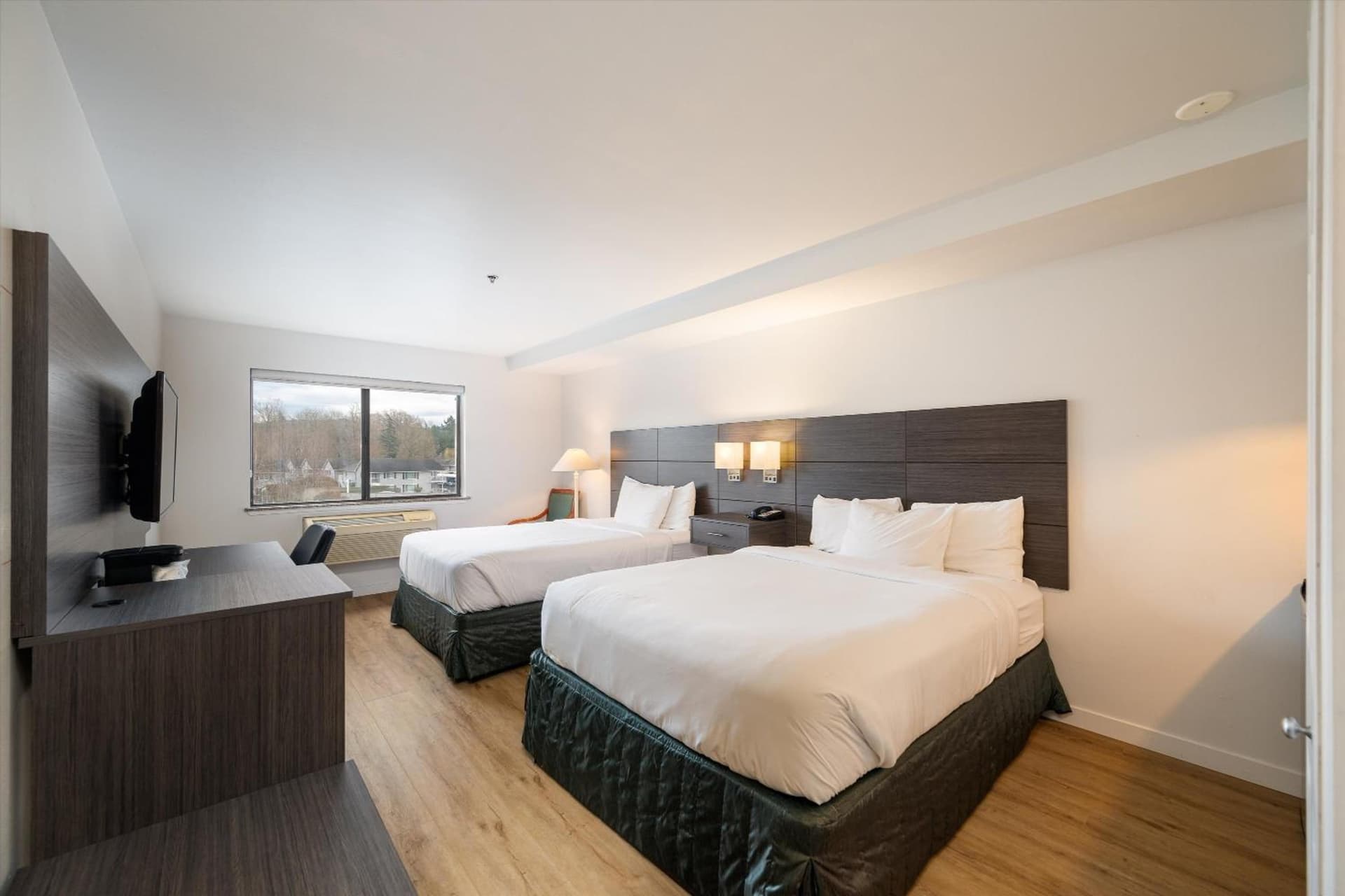 Baymont INN & Suites by Wyndham gallery photo in Bellingham, WA — image 49