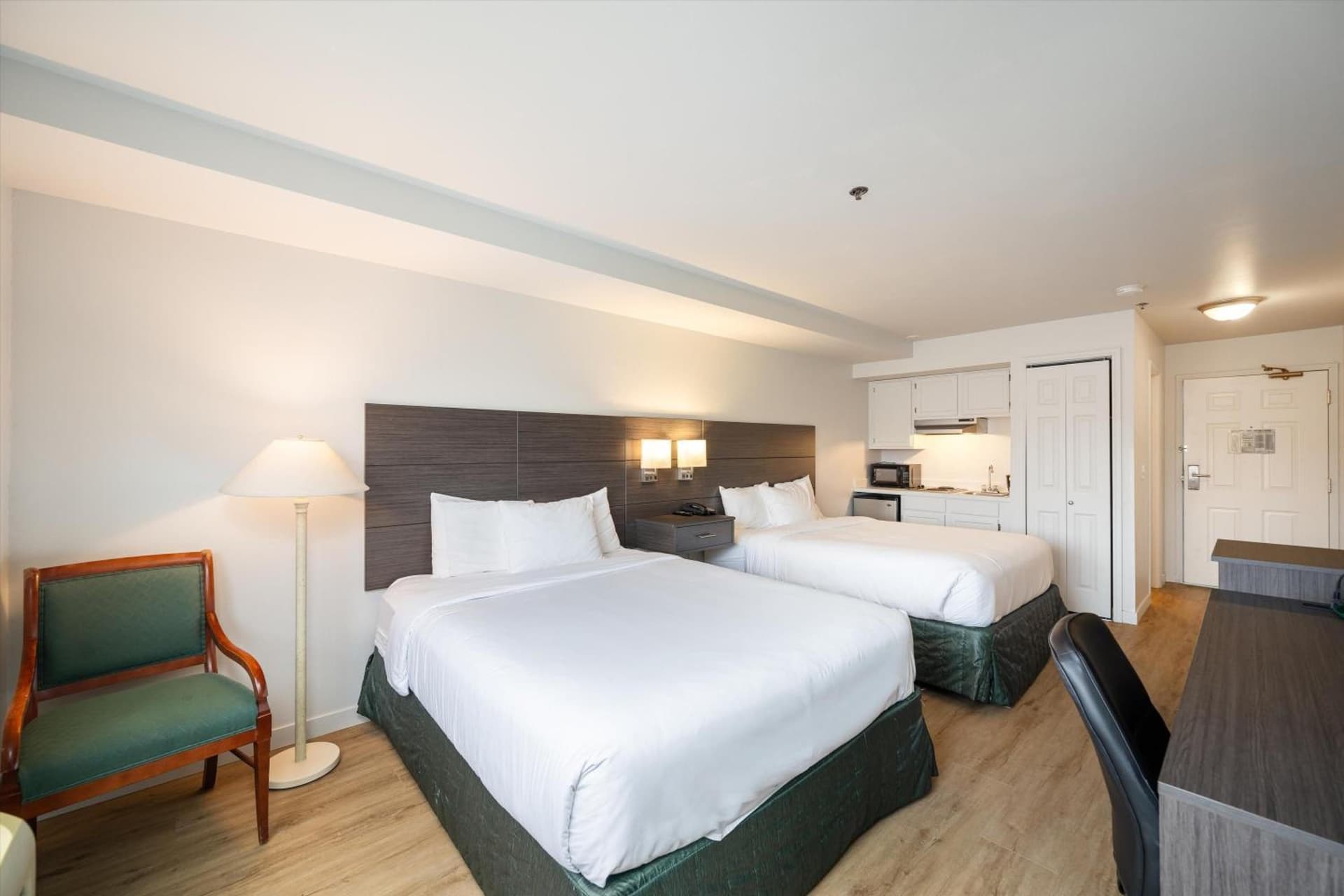 Baymont INN & Suites by Wyndham property views in Bellingham, WA — gallery photo 3
