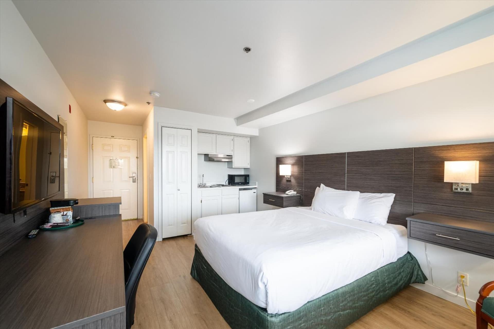 Baymont INN & Suites by Wyndham gallery photo in Bellingham, WA — image 32