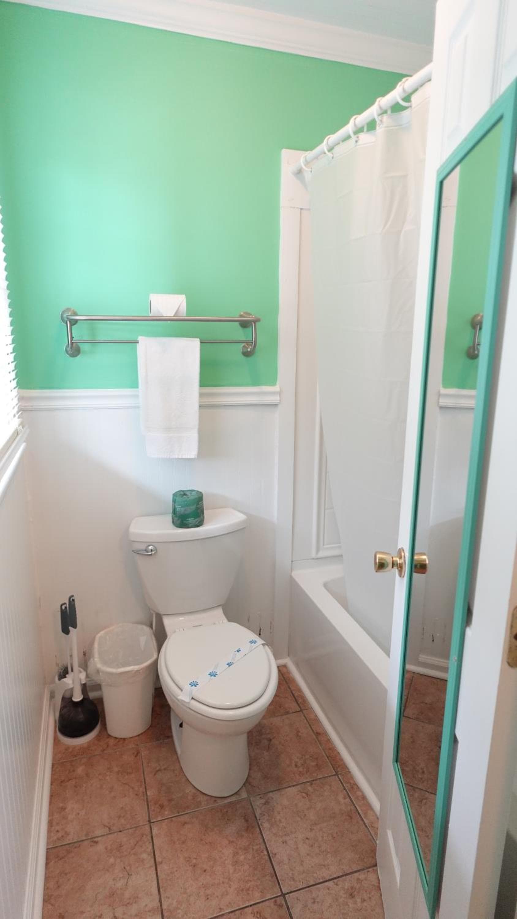 Sea Vista Motel gallery photo in Topsail Beach, NC — image 61