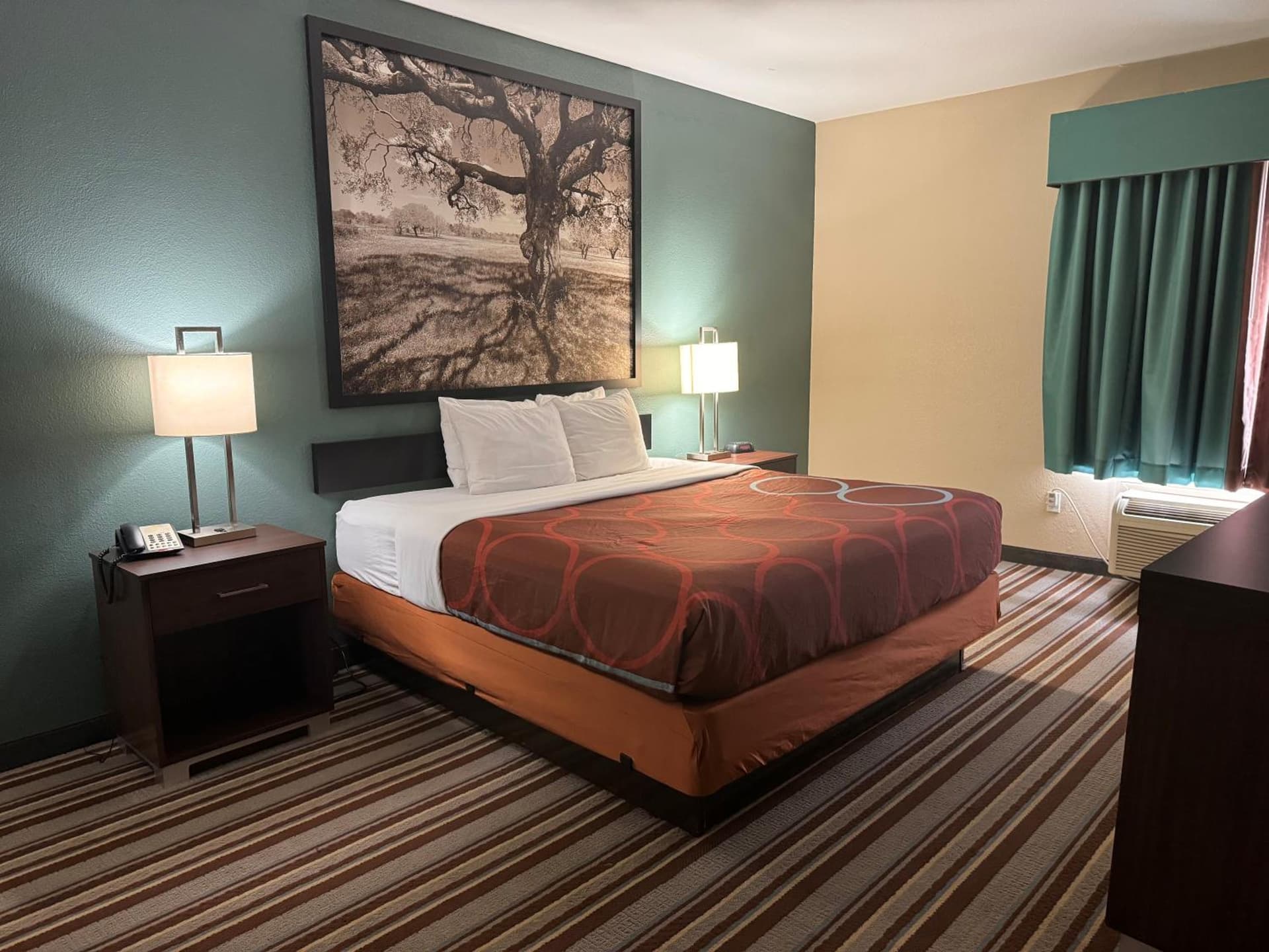 Super 8 by Wyndham Port Arthur/Nederland Area gallery photo in Port Arthur, TX — image 23