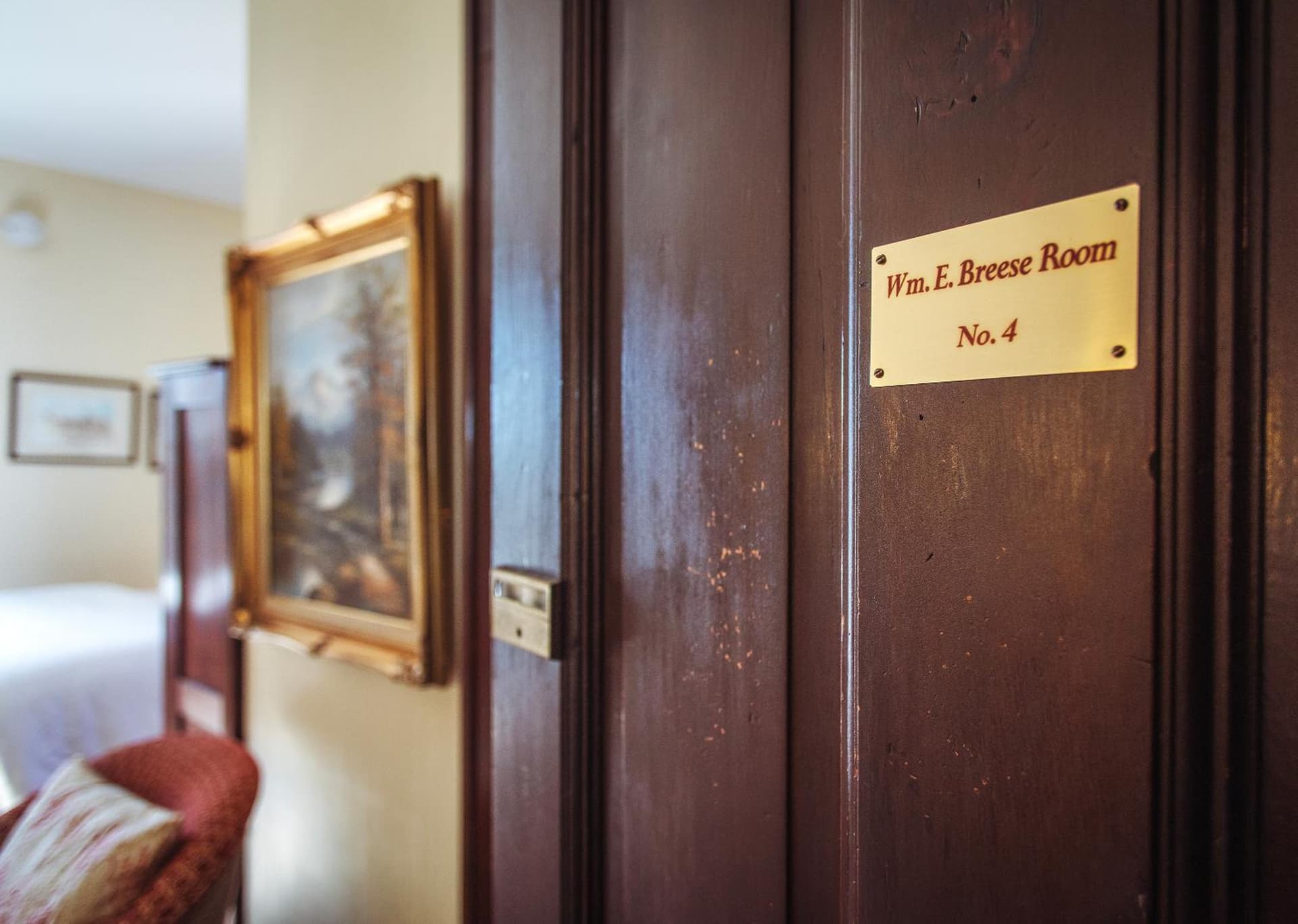 Cedar Crest Inn property views in Asheville, NC — gallery photo 3