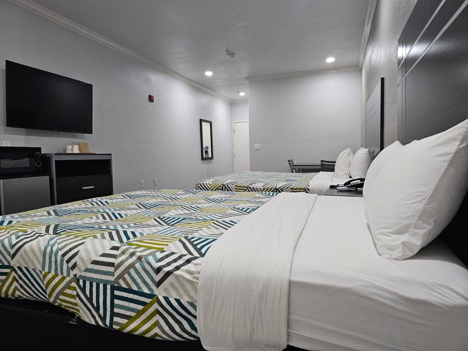 Motel 6 Houston, TX - Hwy 249 and Fallbrook property views in Houston, TX — gallery photo 3