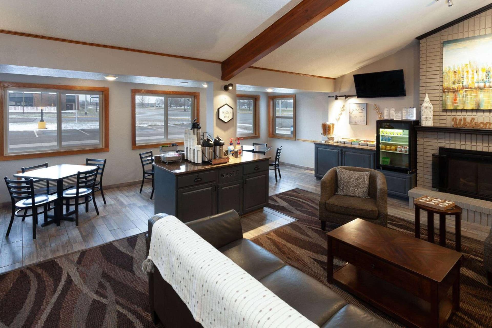 AmericInn by Wyndham New Richmond gallery photo in New Richmond, WI — image 42