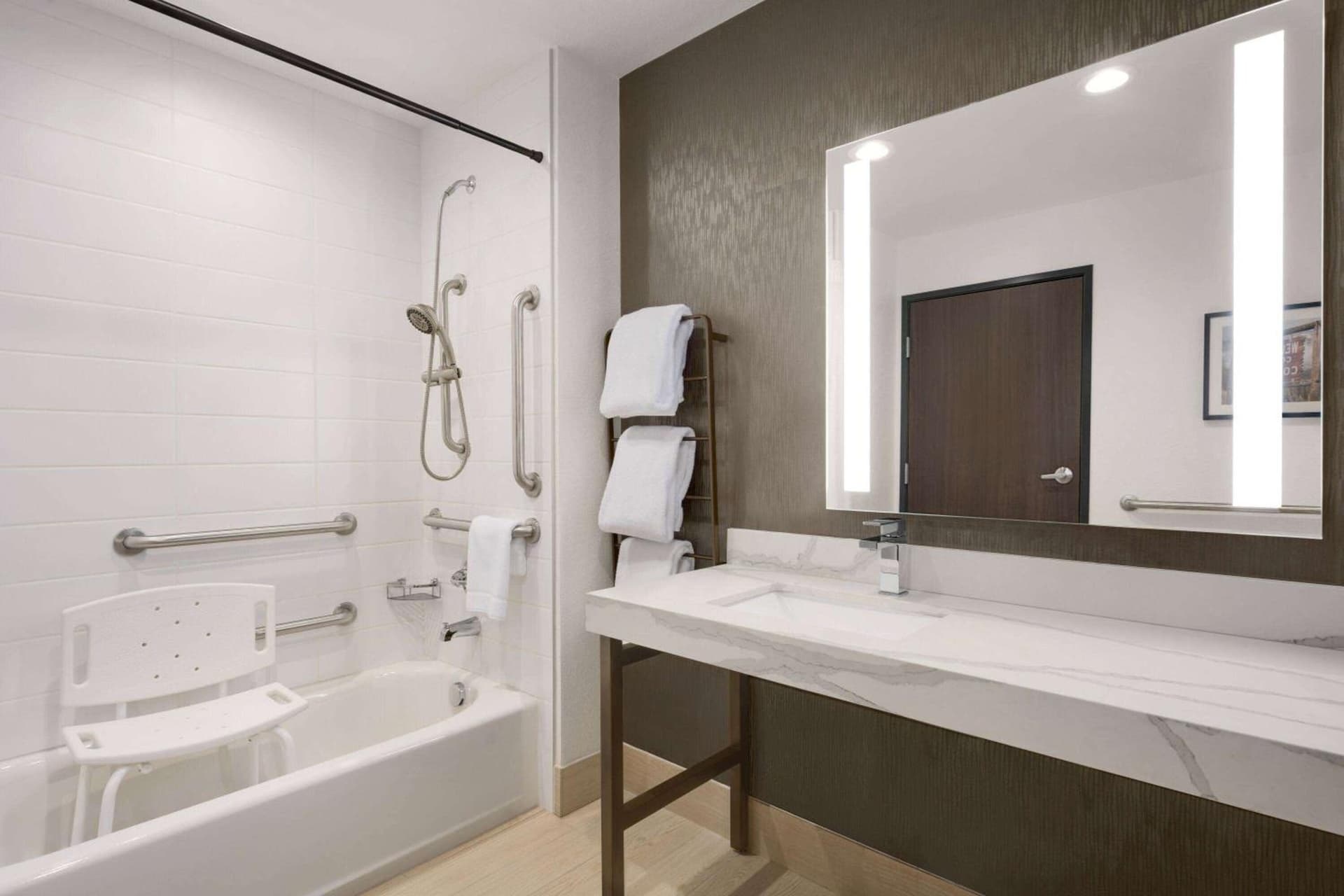 La Quinta Inn & Suites by Wyndham Denver Parker gallery photo in Parker, CO — image 18