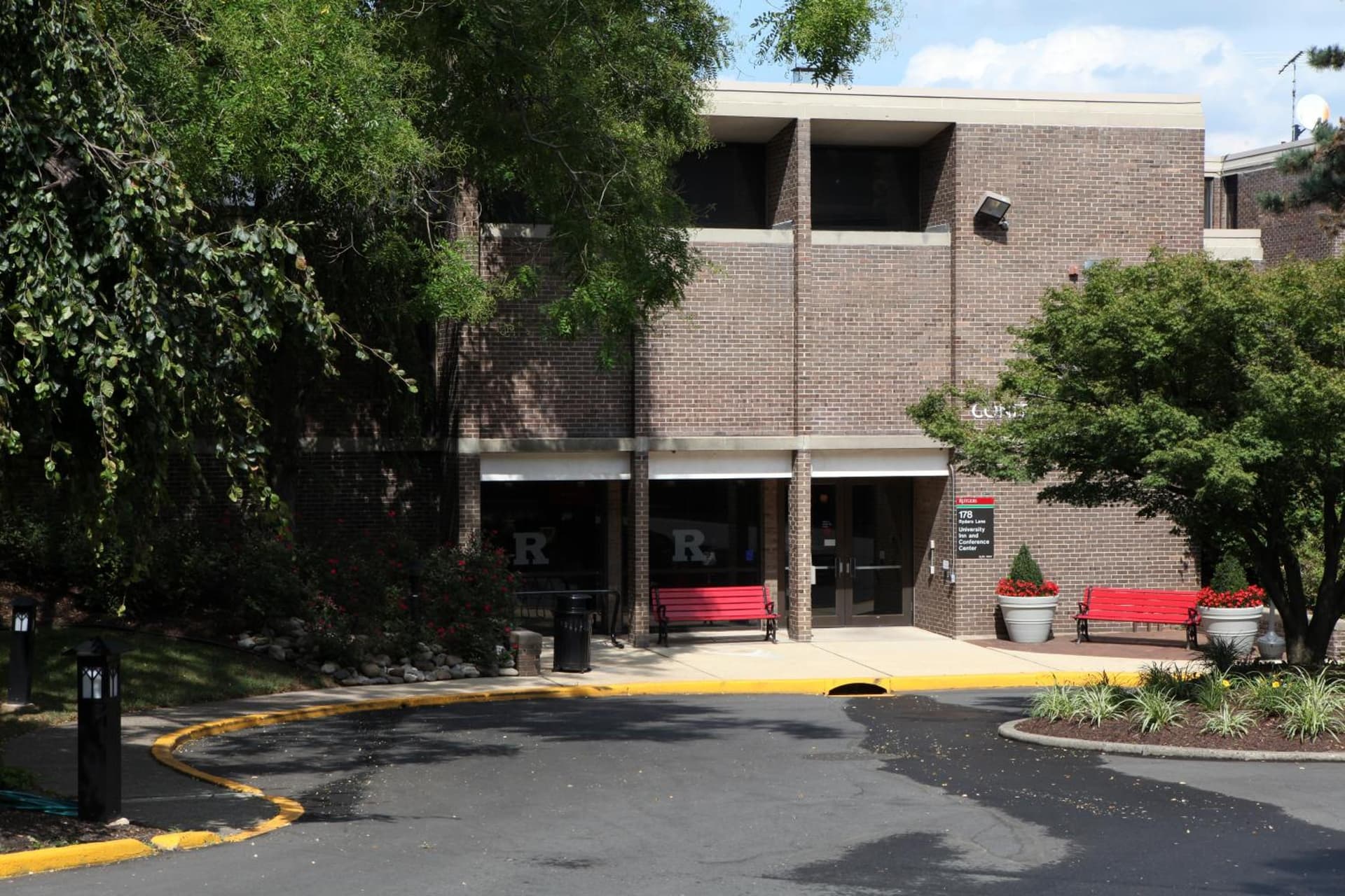 Rutgers University Inn and Conference Center interior in New Brunswick, NJ — gallery photo 2