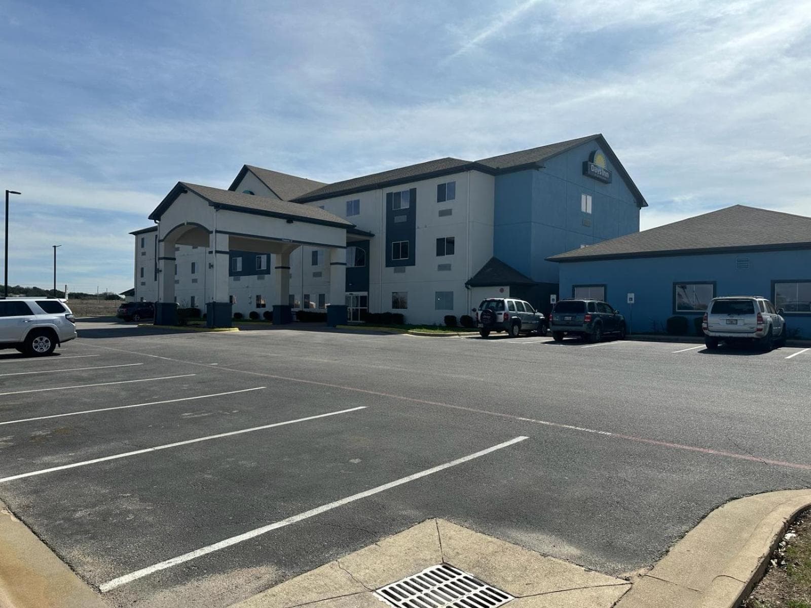 Days Inn by Wyndham Copperas Cove gallery photo in Copperas Cove, TX — image 42