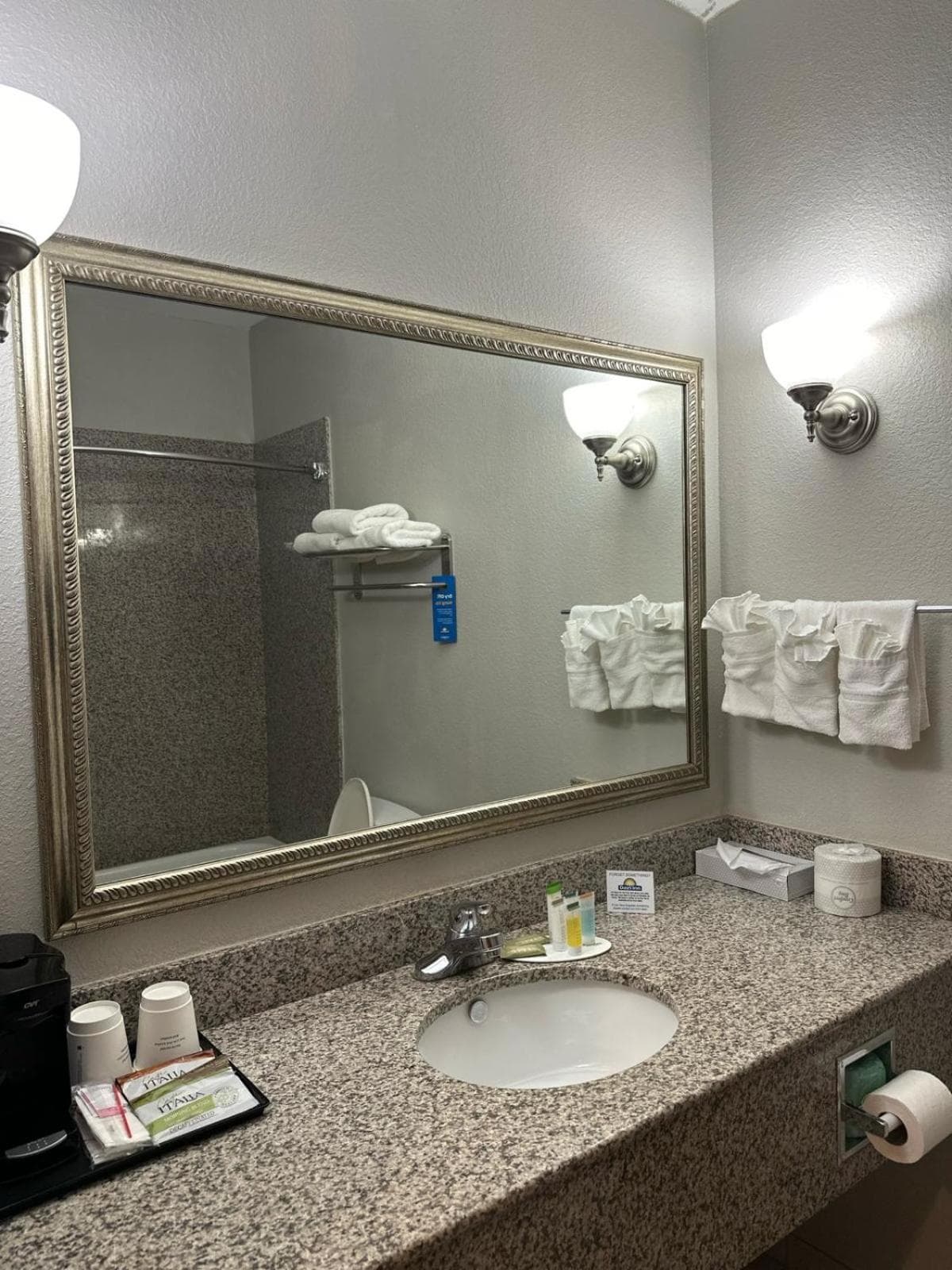 Days Inn by Wyndham Copperas Cove gallery photo in Copperas Cove, TX — image 4
