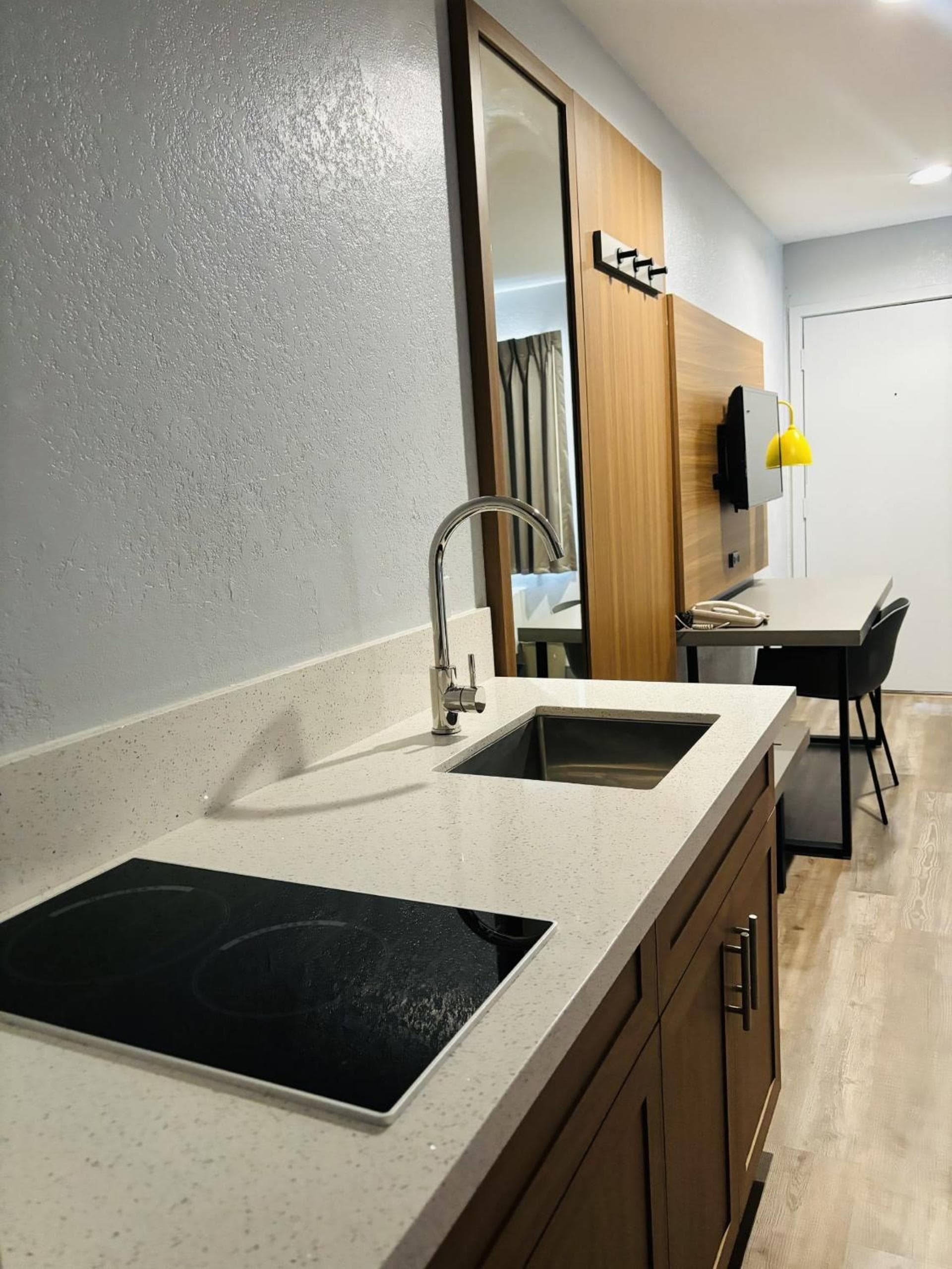 Motel 6-Santa Ana, CA gallery photo in Santa Ana, CA — image 60