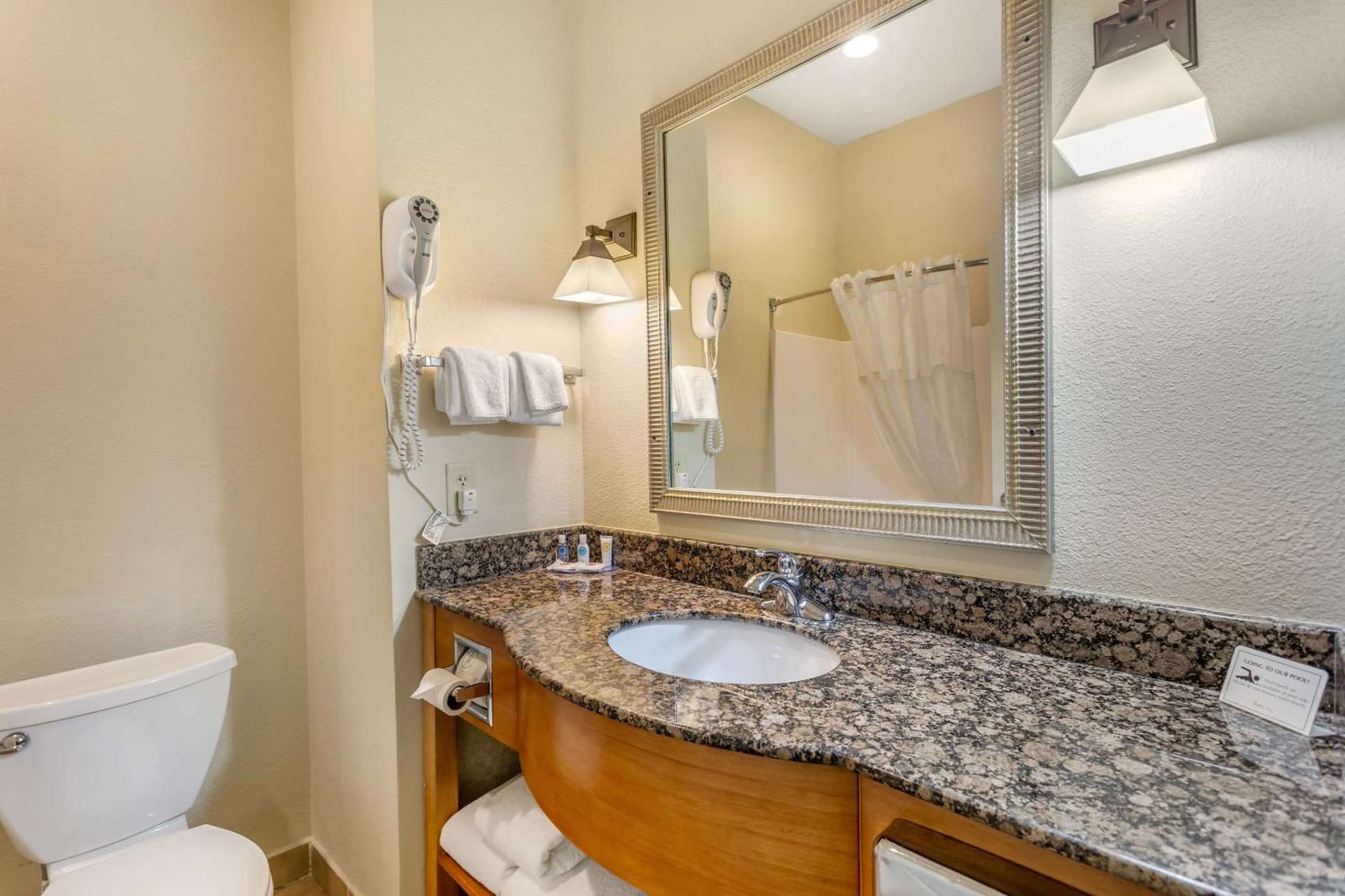 Comfort Suites South Point - Huntington gallery photo in Burlington, OH — image 4